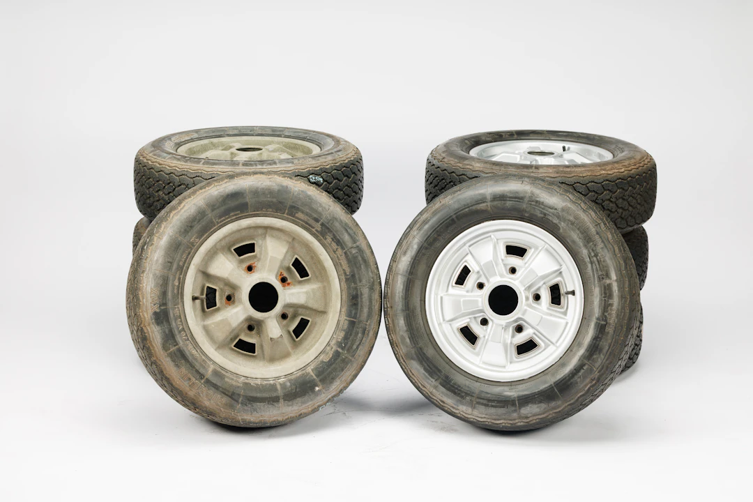 Citroën SM – Michelin resin wheels No reserve