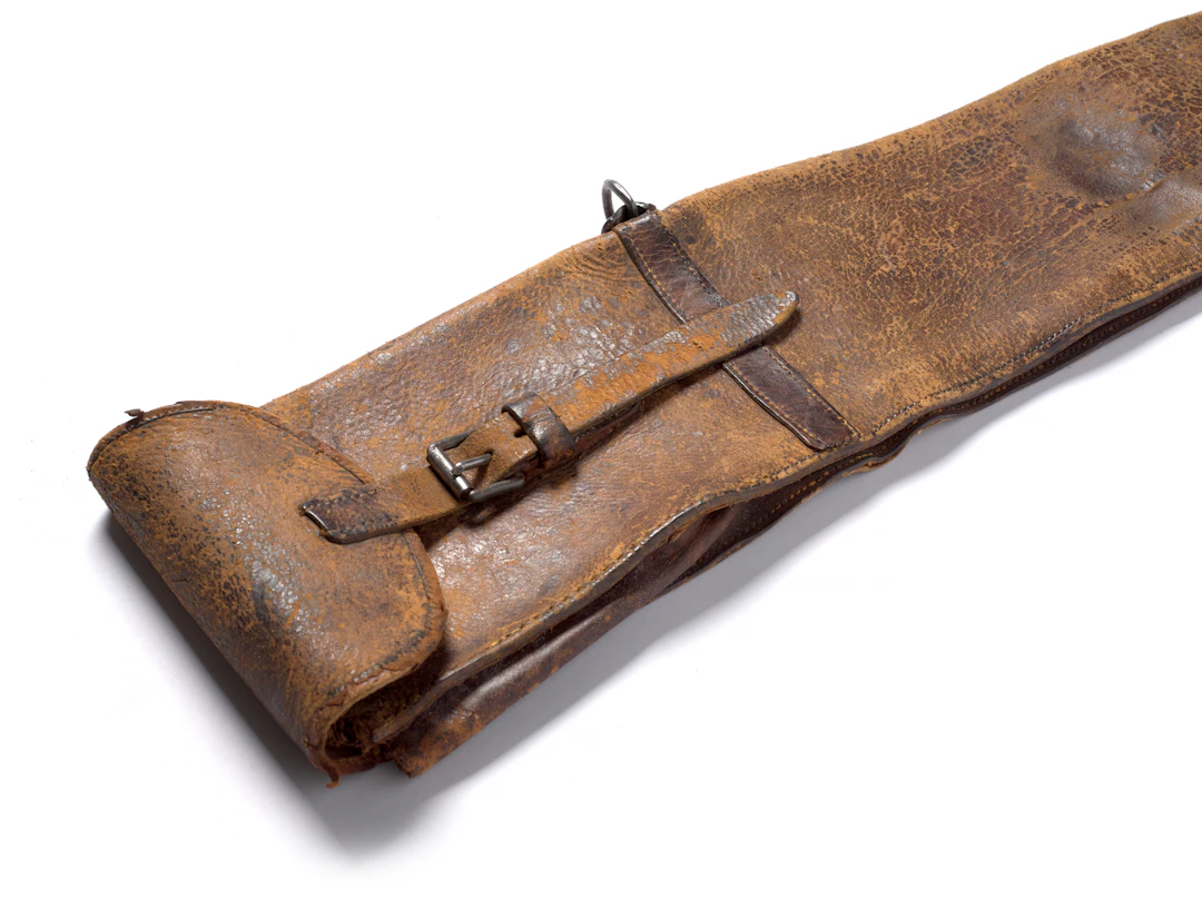 HOUSSE DE FUSIL PROVENANT DE JEAN MERMOZ