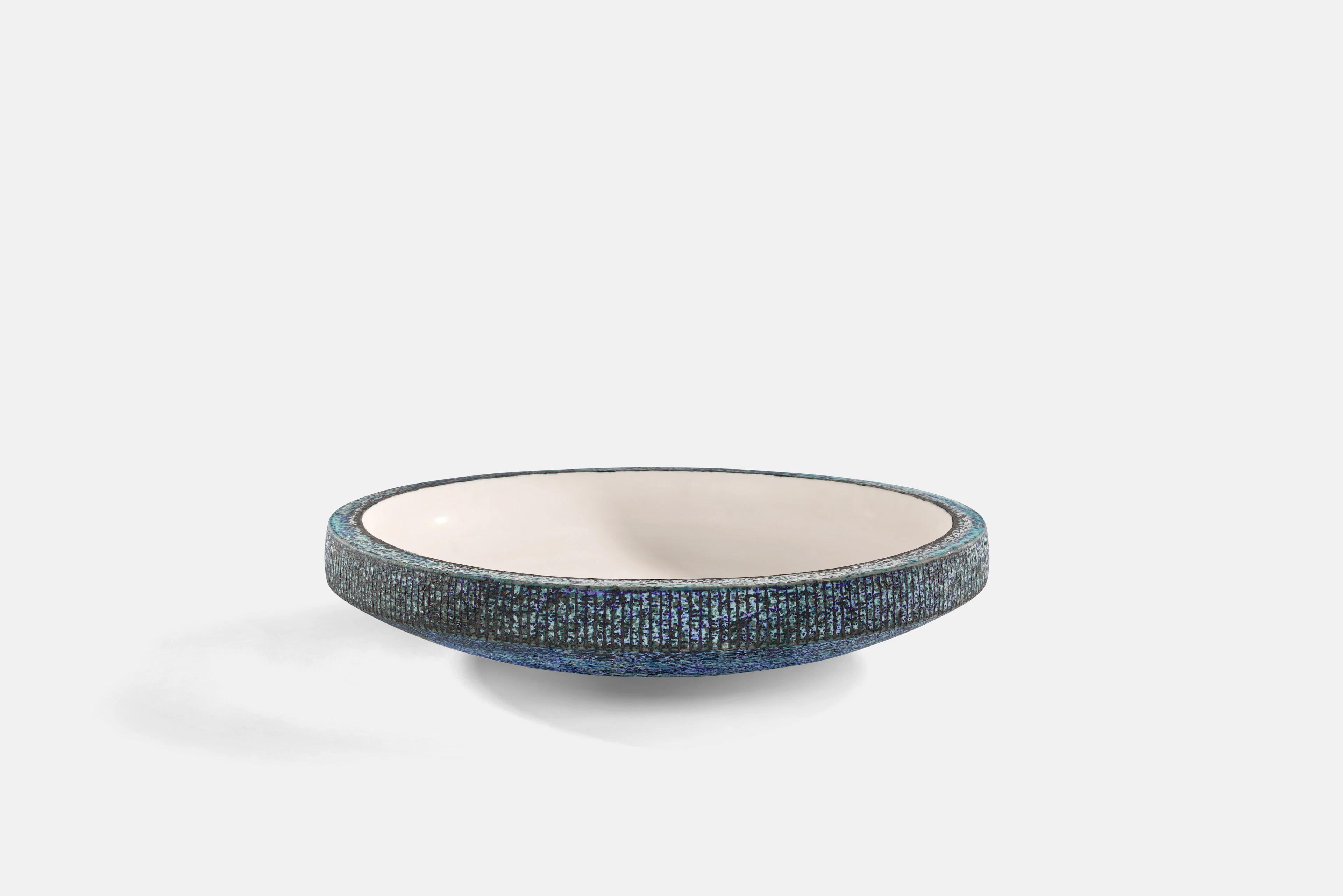 Kristin McKIRDY (Américaine - Née en 1958) Soucoupe - 2012