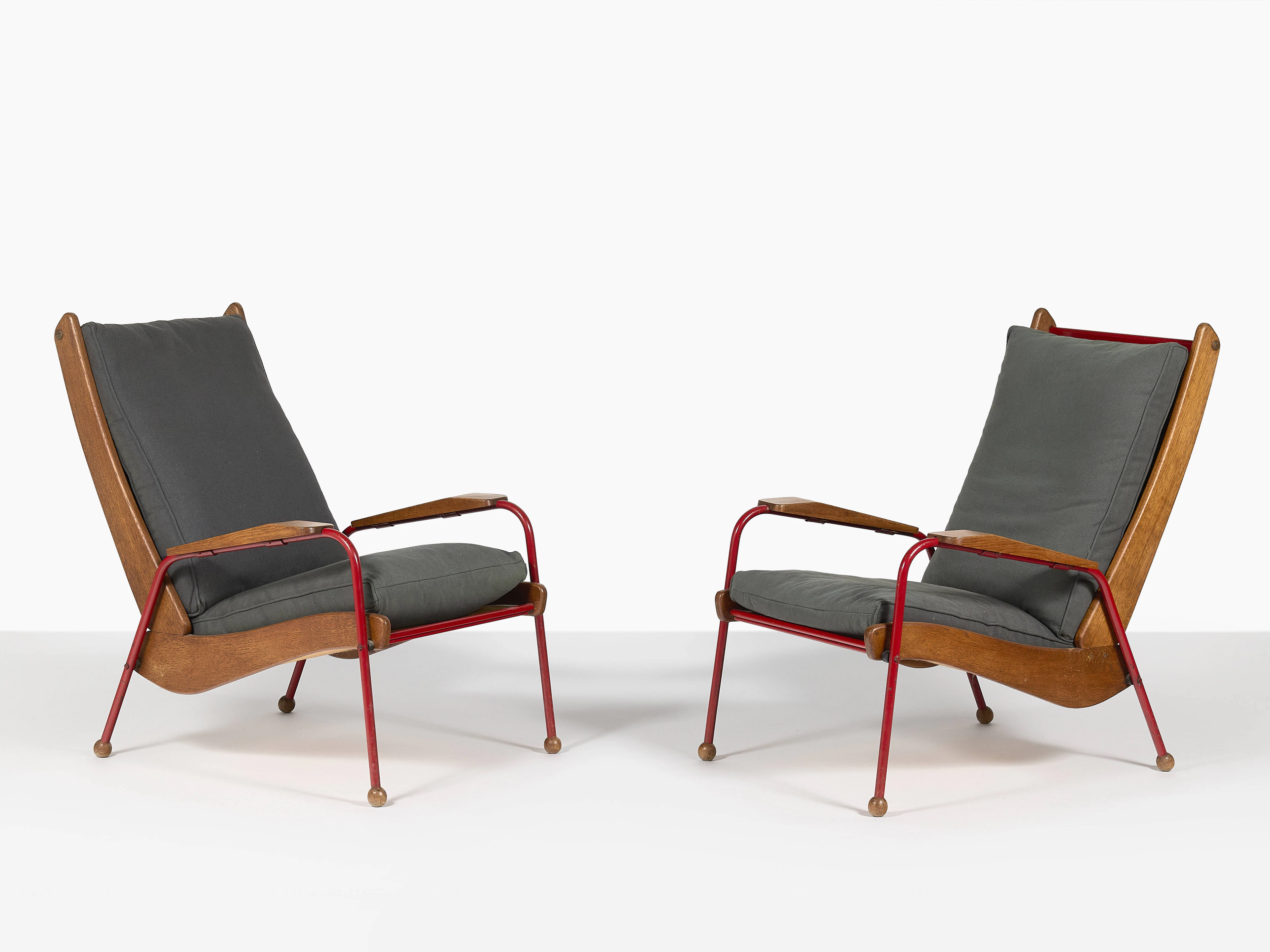 Jean Prouvé 1901-1984 Paire de fauteuils "Visiteur FV.13." - Modèle