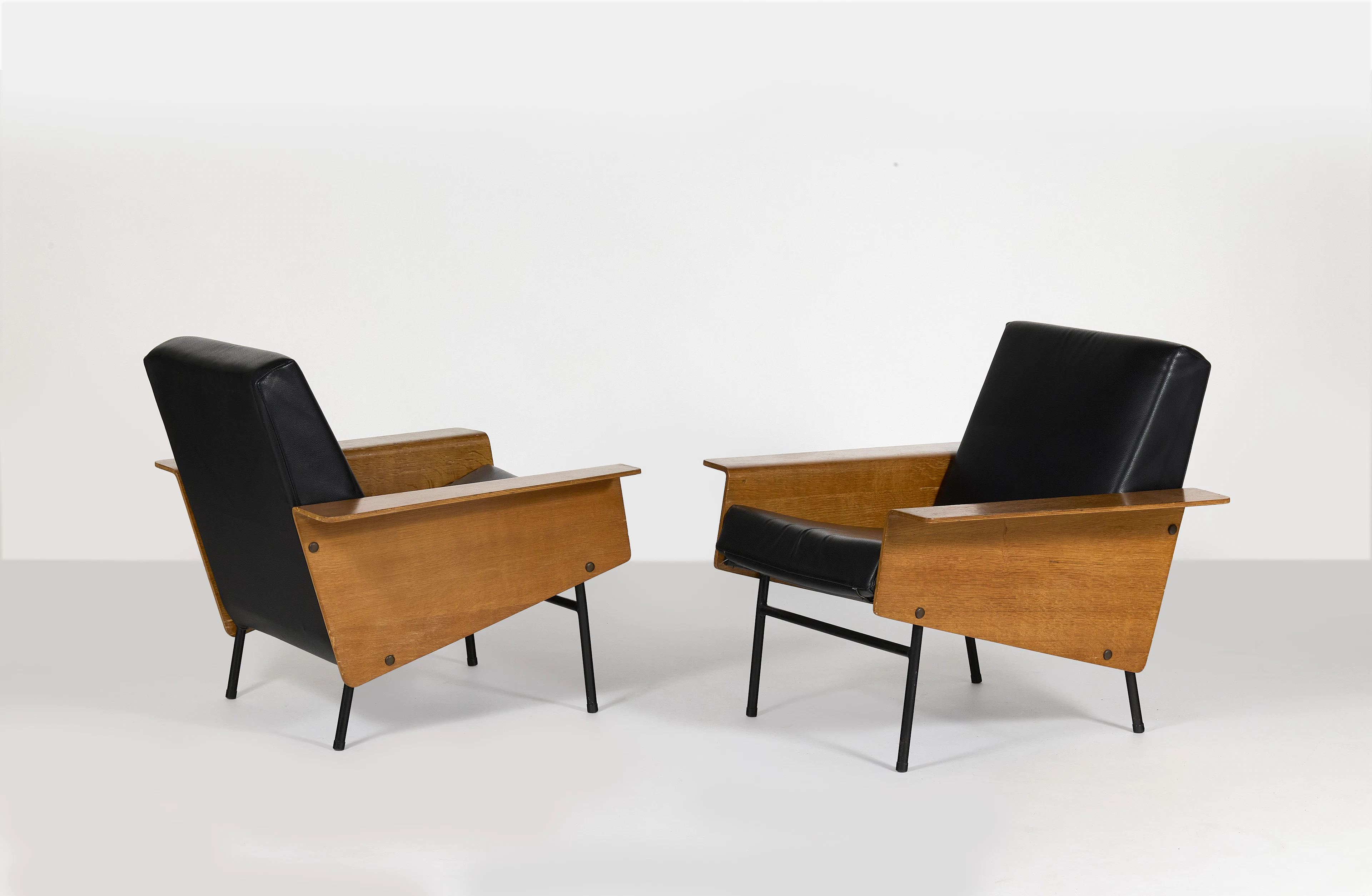 Paire de fauteuils modèle G10 – 1953