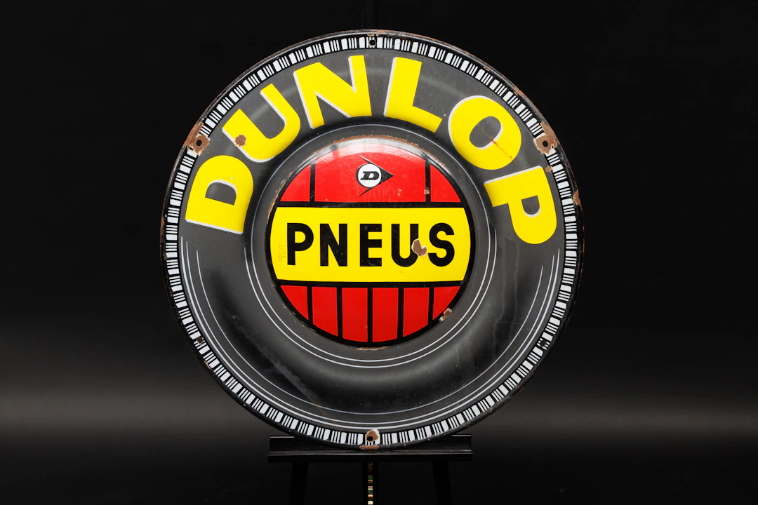 Dunlop – Enamelled sign No reserve