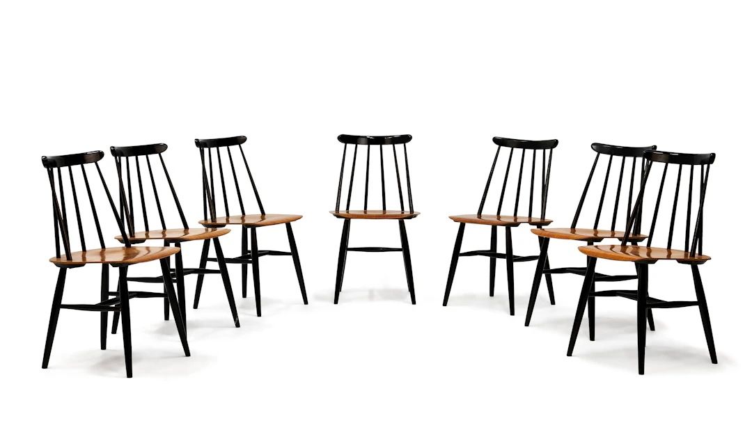 Suite de sept chaises "Fanett" - circa 1958