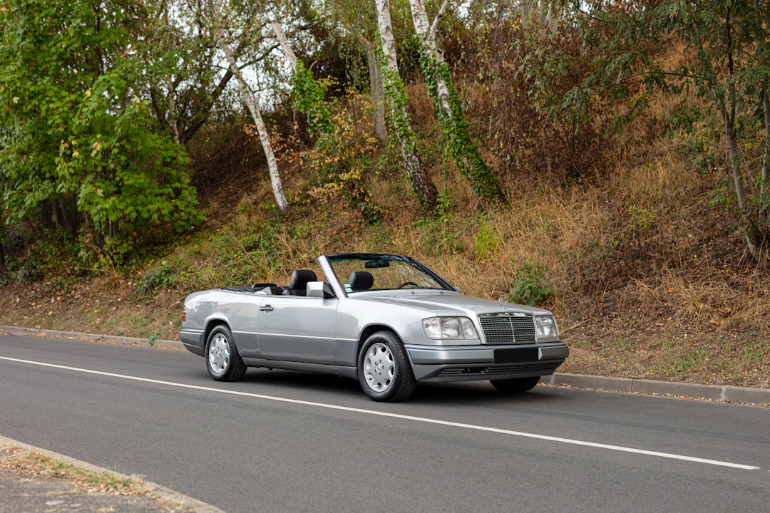 1994 MERCEDES-BENZ E320 CABRIOLET No reserve