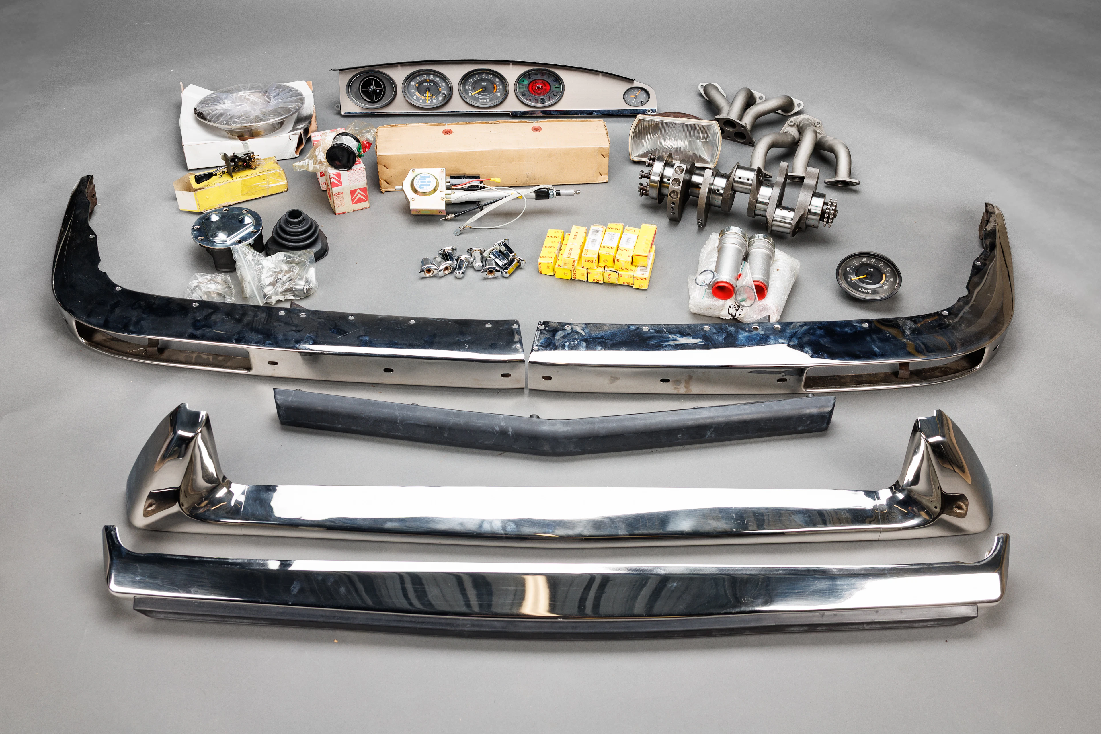 Citroën SM & Maserati – Spare parts No reserve