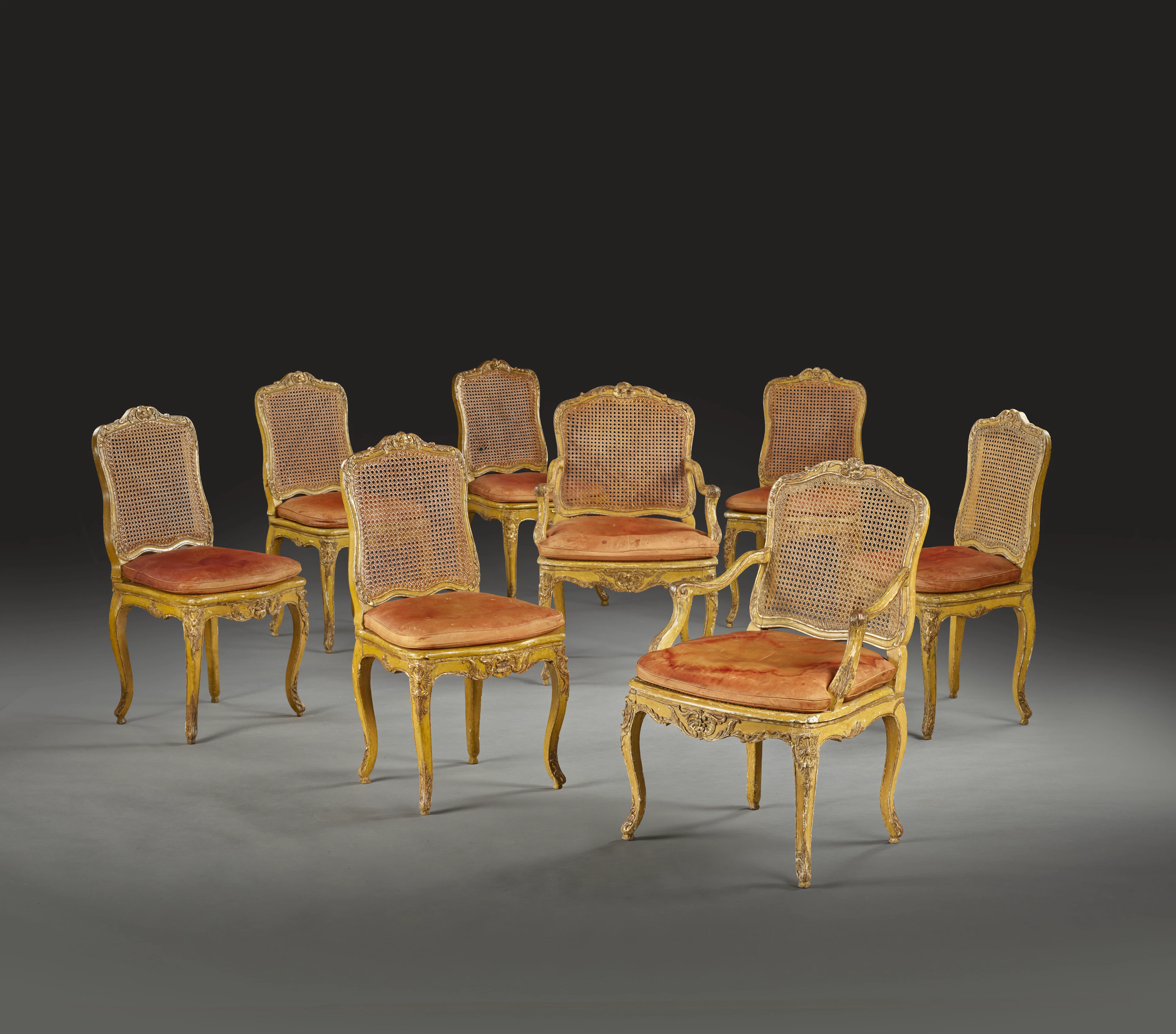 MOBILIER DE SALLE À MANGER D’ÉPOQUE LOUIS XV