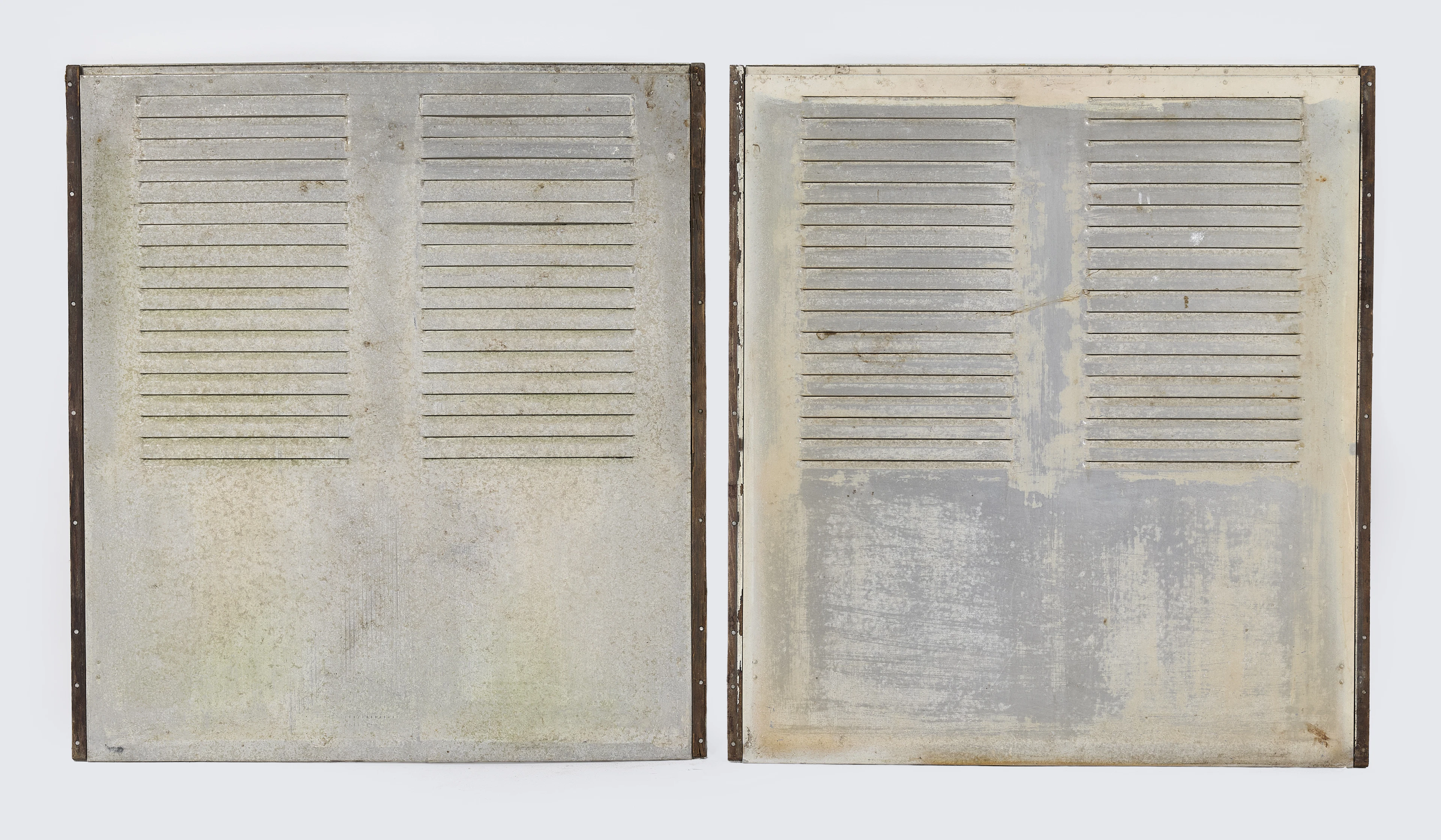 Jean Prouvé 1901-1984 Ensemble de huit volets en aluminium provenant