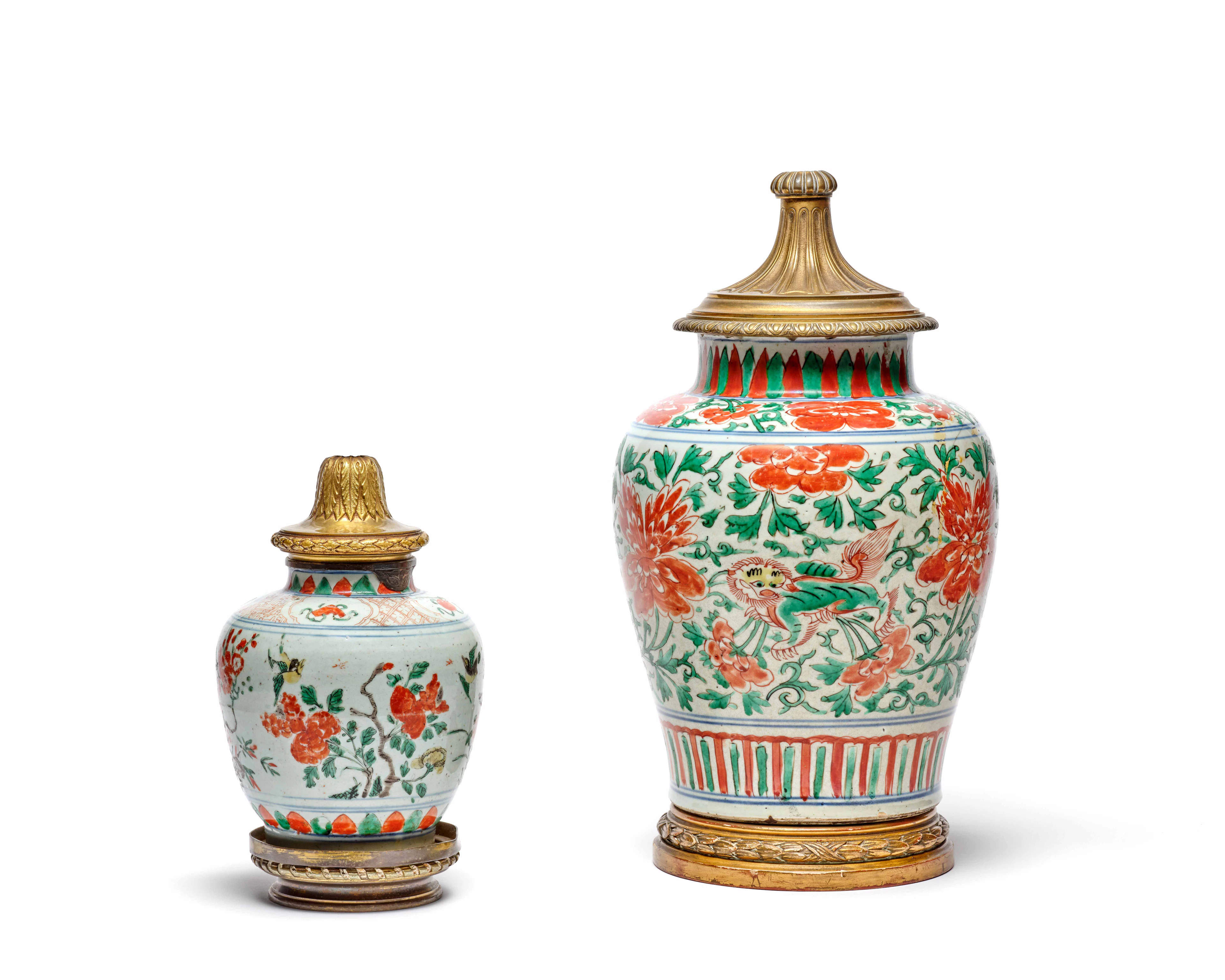 DEUX VASES EN PORCELAINE FAMILLE VERTE, Chine, XVIIe siècle