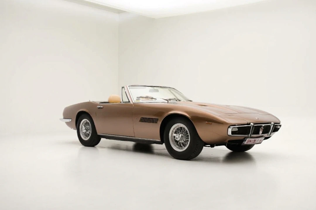 1969 Maserati Ghibli 4.7L Spyder with hardtop