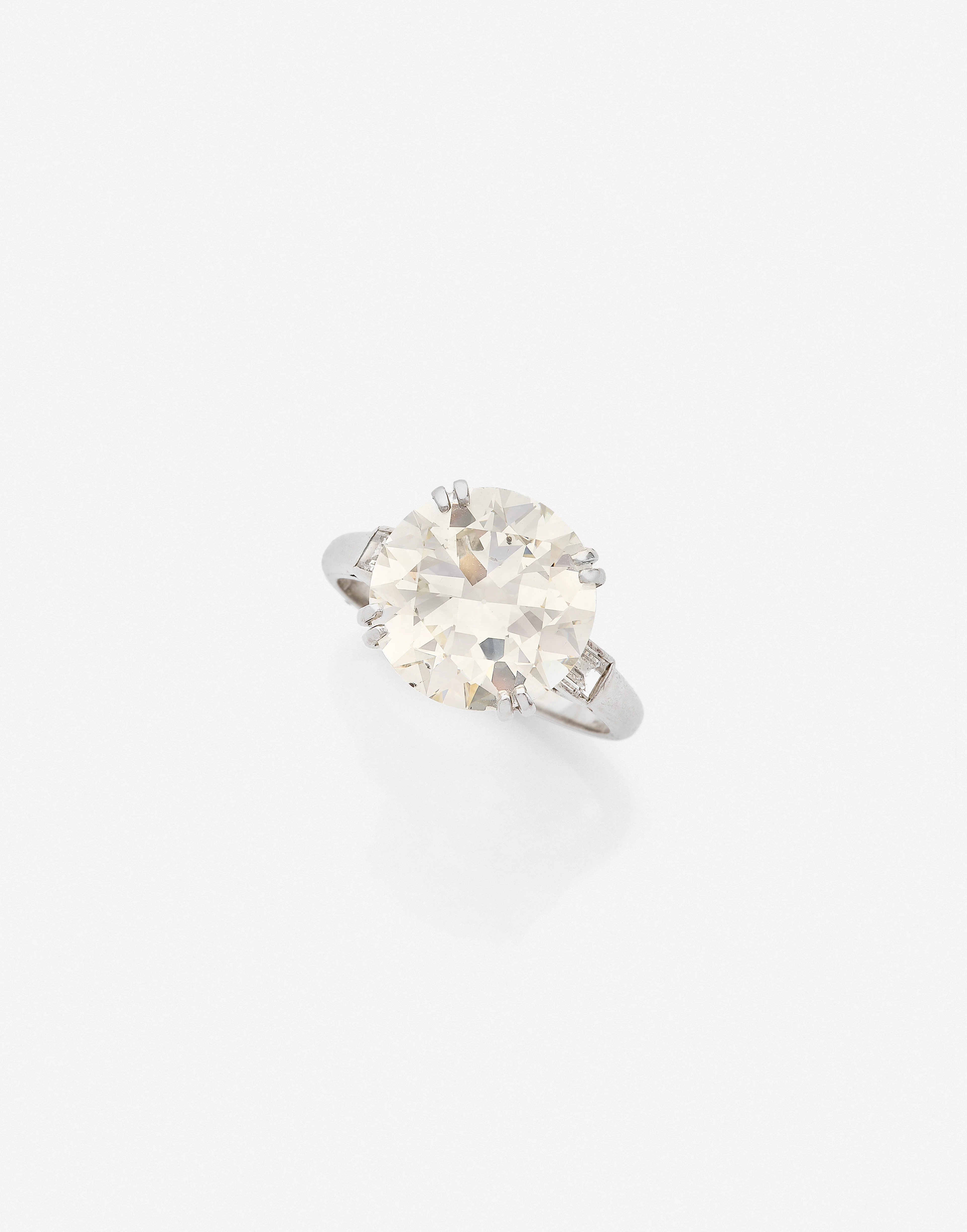 - CHAUMET Bague