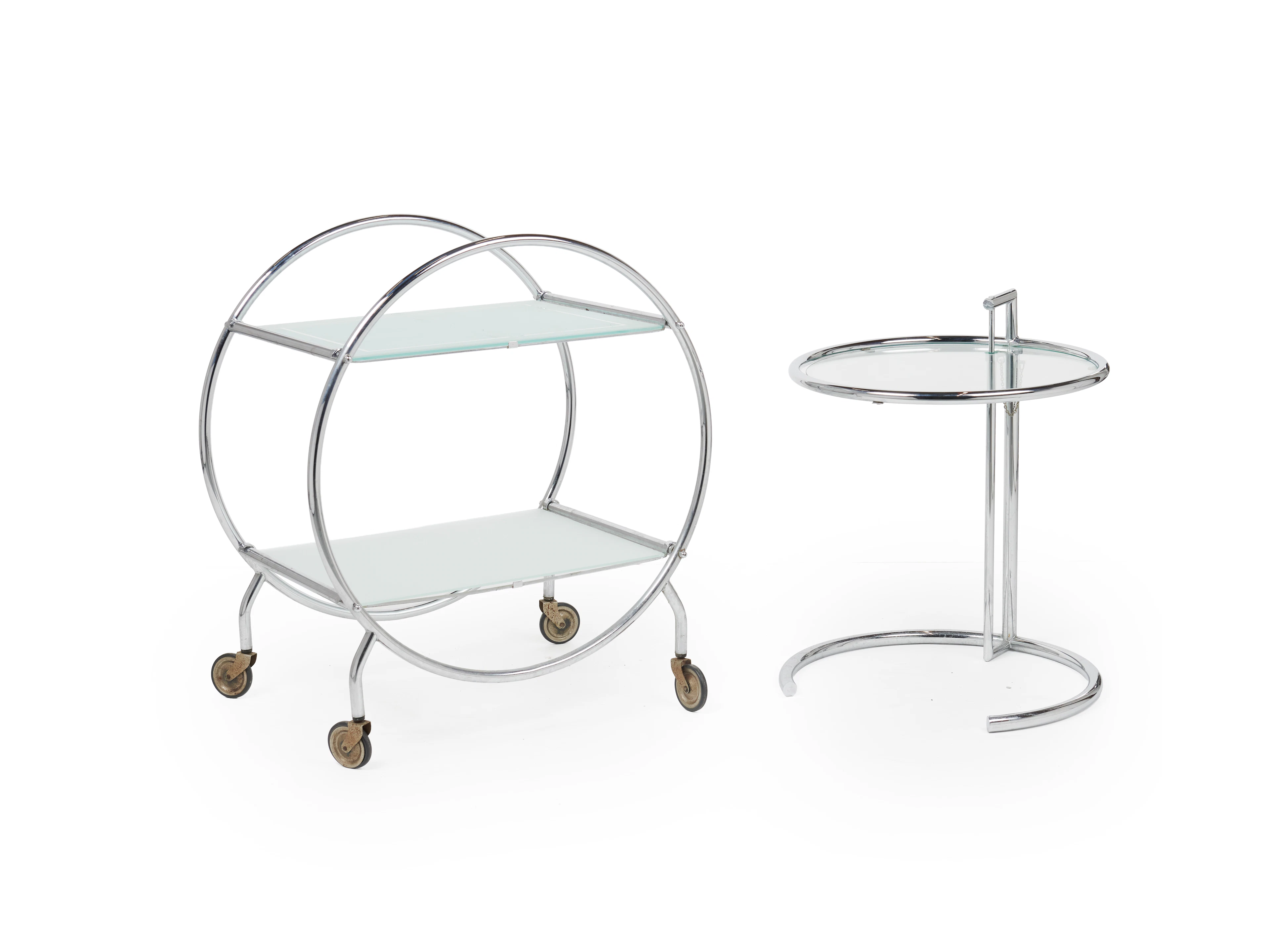 Eileen GRAY 1878-1976 Table d'appoint ajustable « E-1027 »