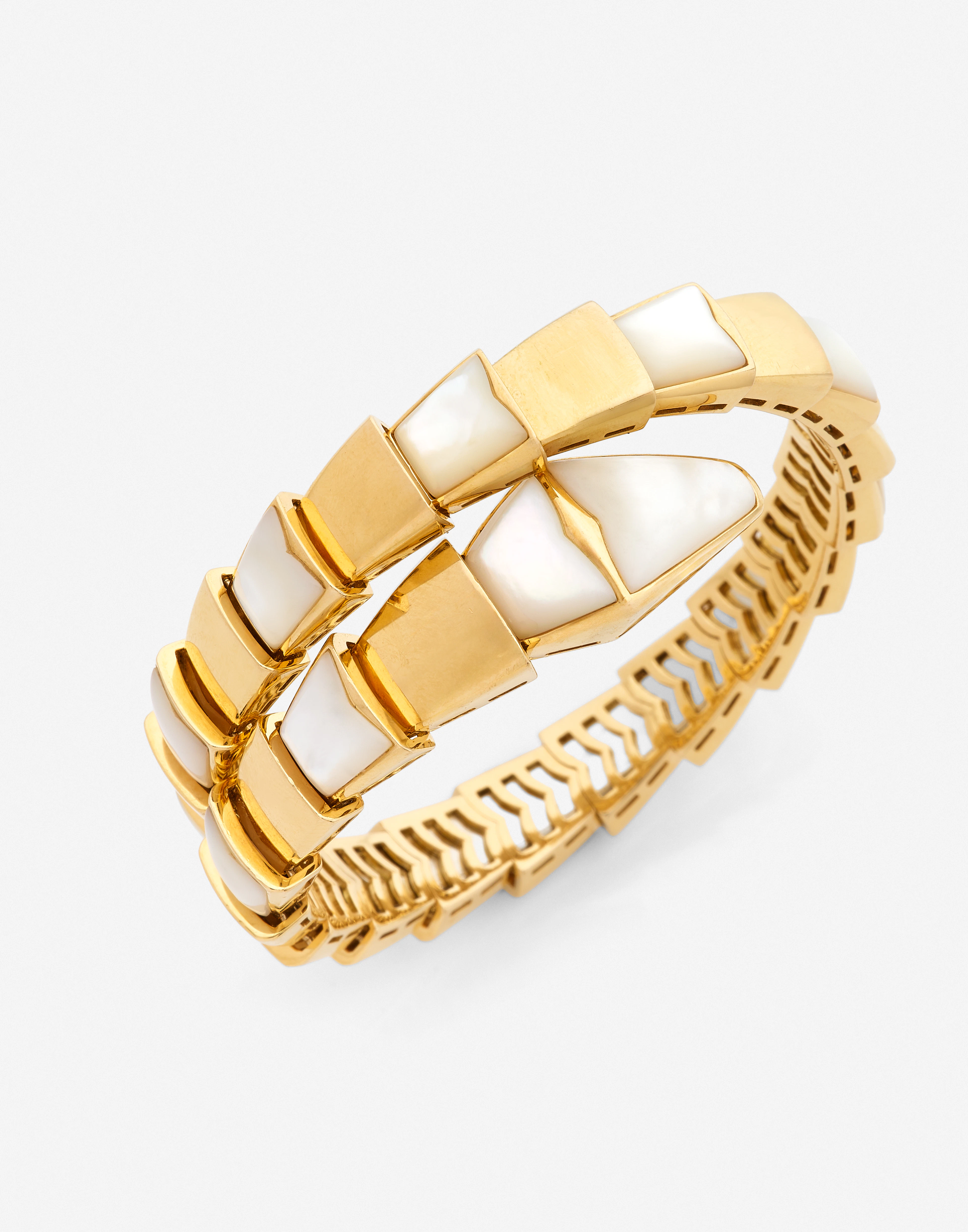 - BULGARI Bracelet "Serpenti Viper"