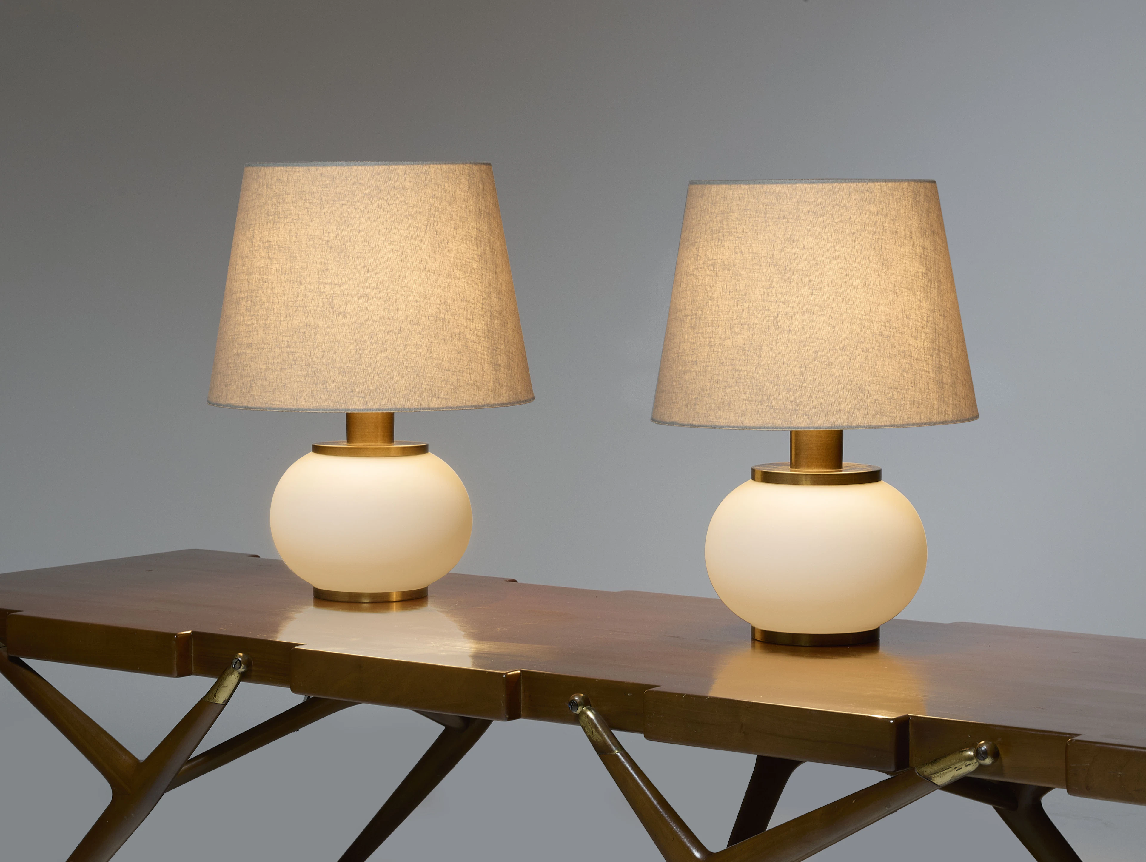 STILNOVO Editeur - Paire de lampes de table à double lumière – circa 1955
