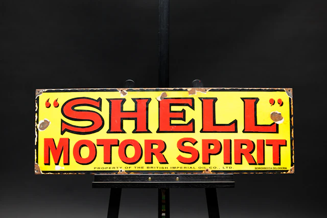 Shell – Enamelled sign No reserve