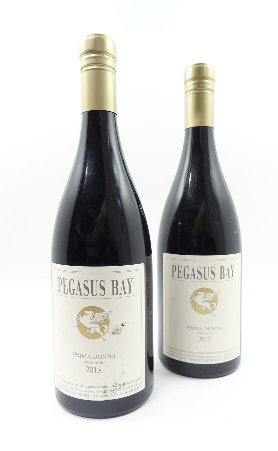 2 bts NOUVELLE ZELANDE - PEGASUS BAY 2013 Prima Donna. Pinot Noir.