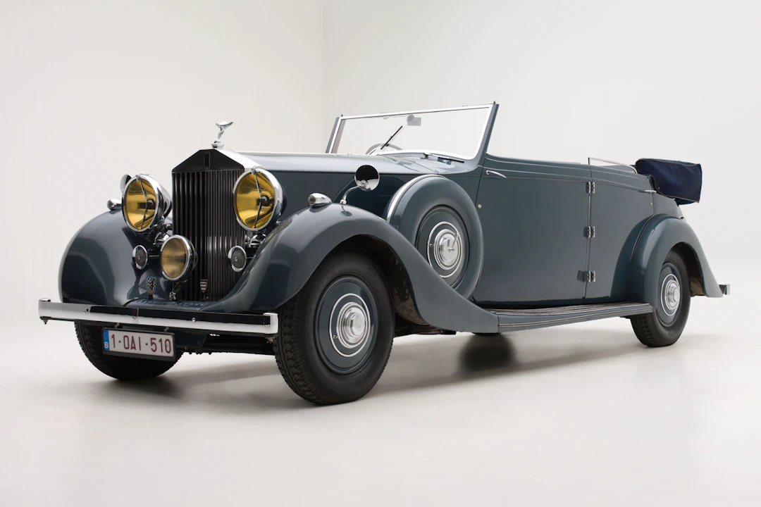 1939 Rolls-Royce Wraith 25/30 HP Convertible by Thrupp & Maberly