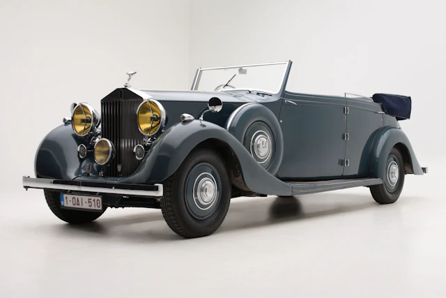 1939 Rolls-Royce Wraith 25/30 HP Convertible by Thrupp & Maberly