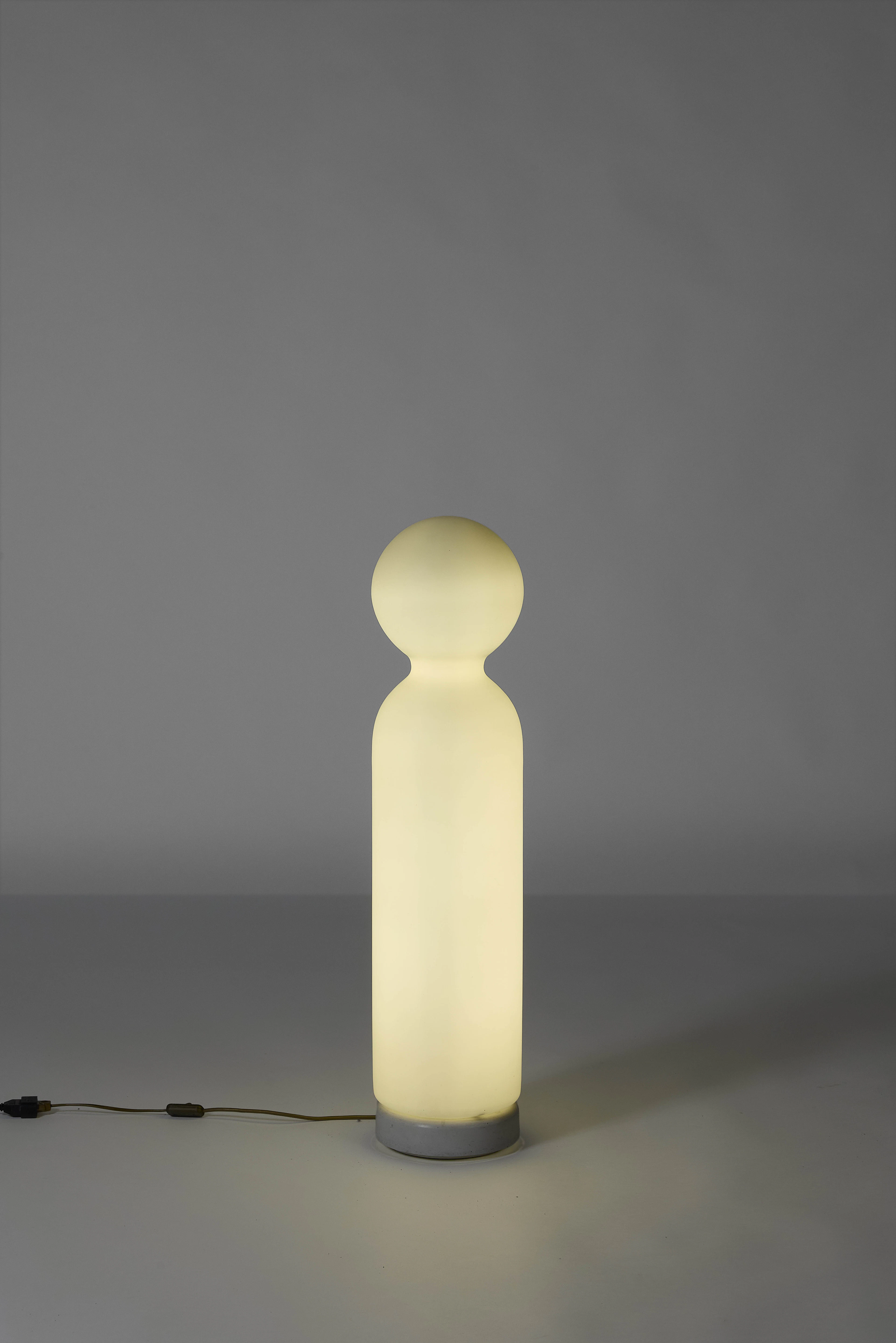 Lampadaire « Quille » modèle 10498 – circa 1972