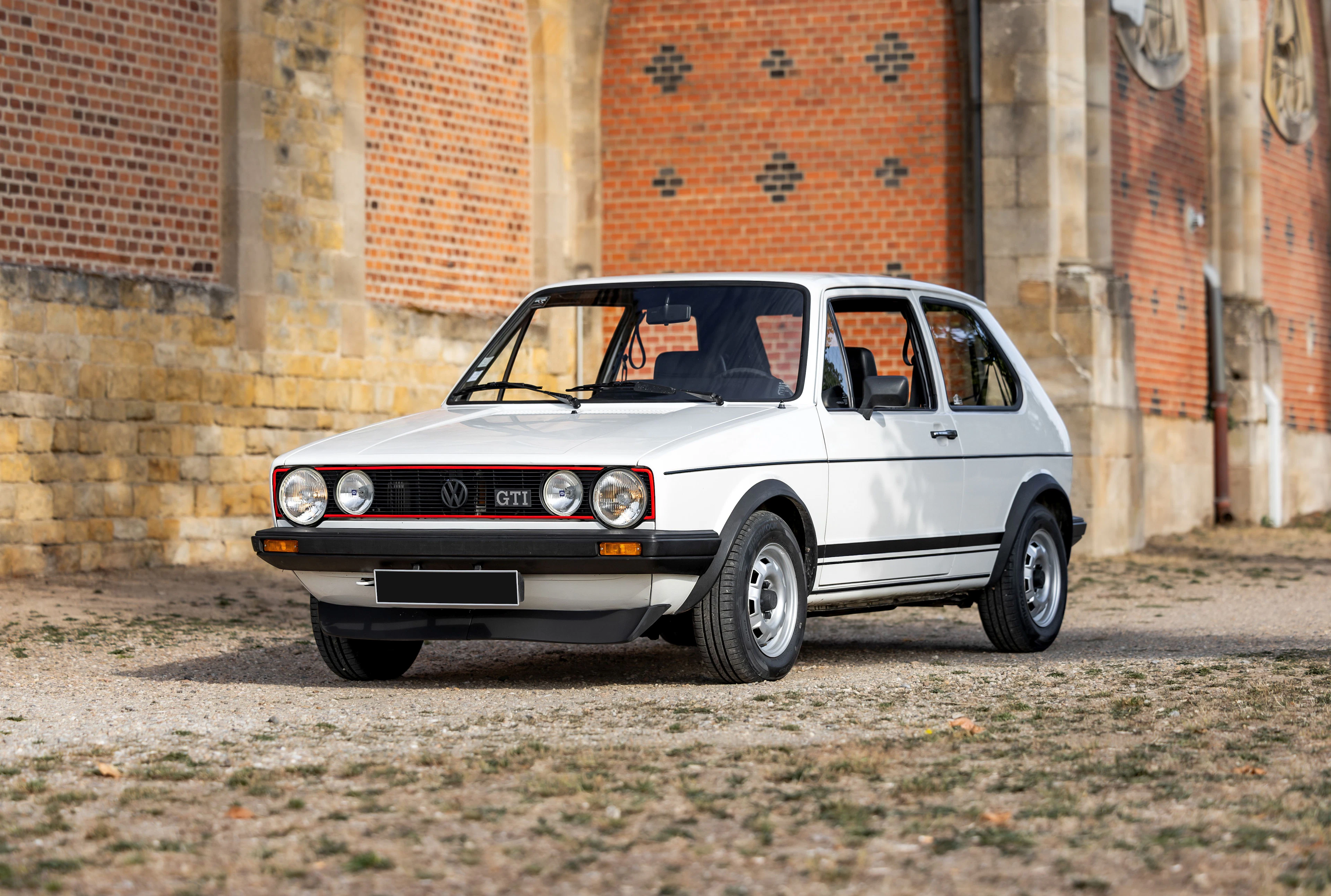 1982 Volkswagen Golf GTI (17EG2) No reserve