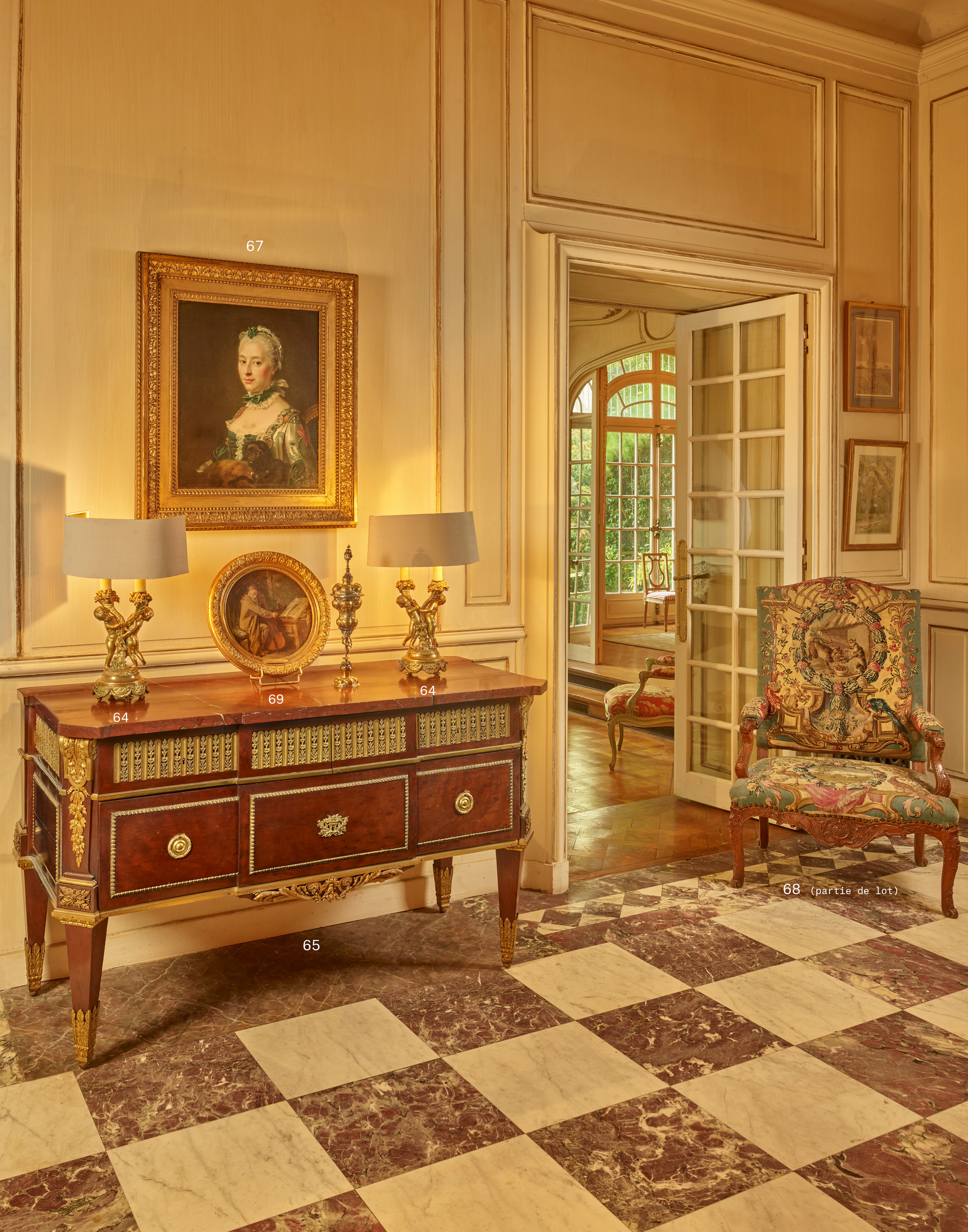 COMMODE DE STYLE LOUIS XVI, DANS LE GOÛT DE JEAN-HENRI RIESENER