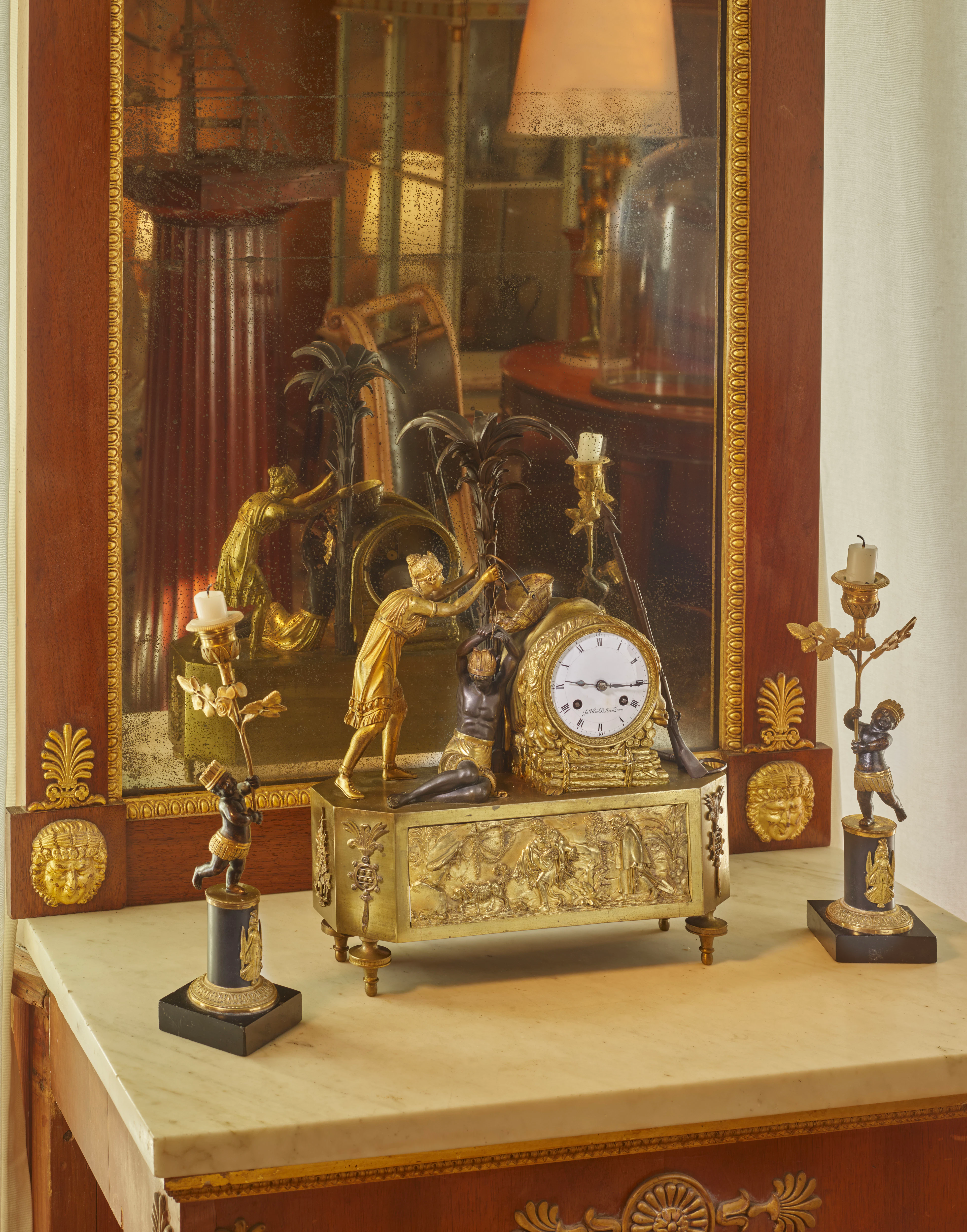 PAIRE DE FLAMBEAUX D'ÉPOQUE DIRECTOIRE