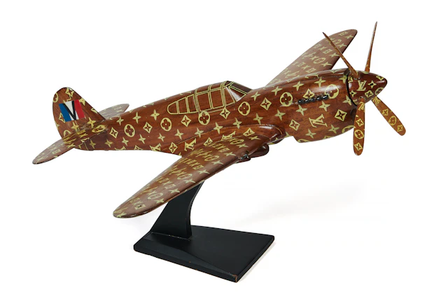 LOUIS VUITTON Airplane