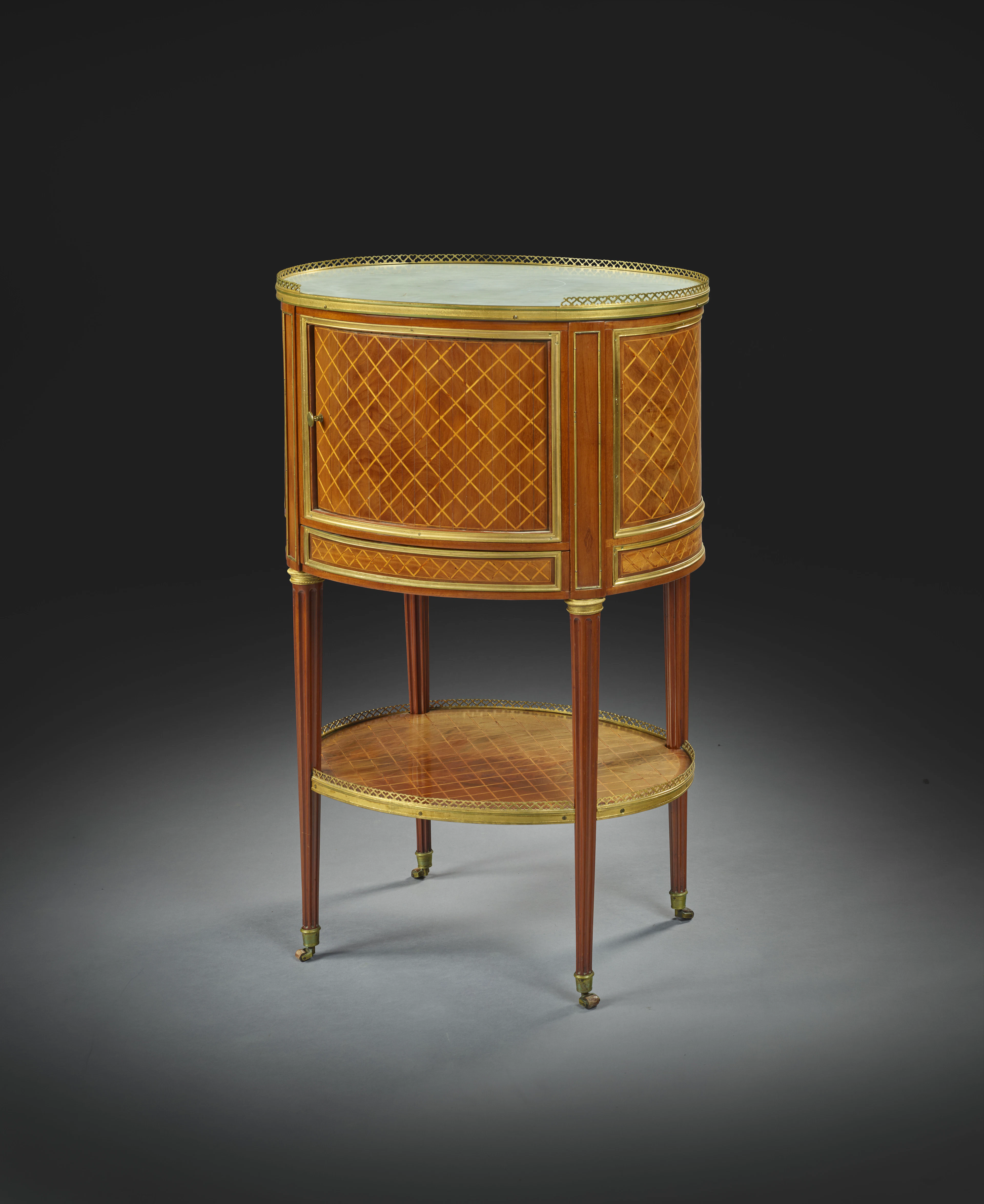 - TABLE À EN-CAS D'ÉPOQUE LOUIS XVI