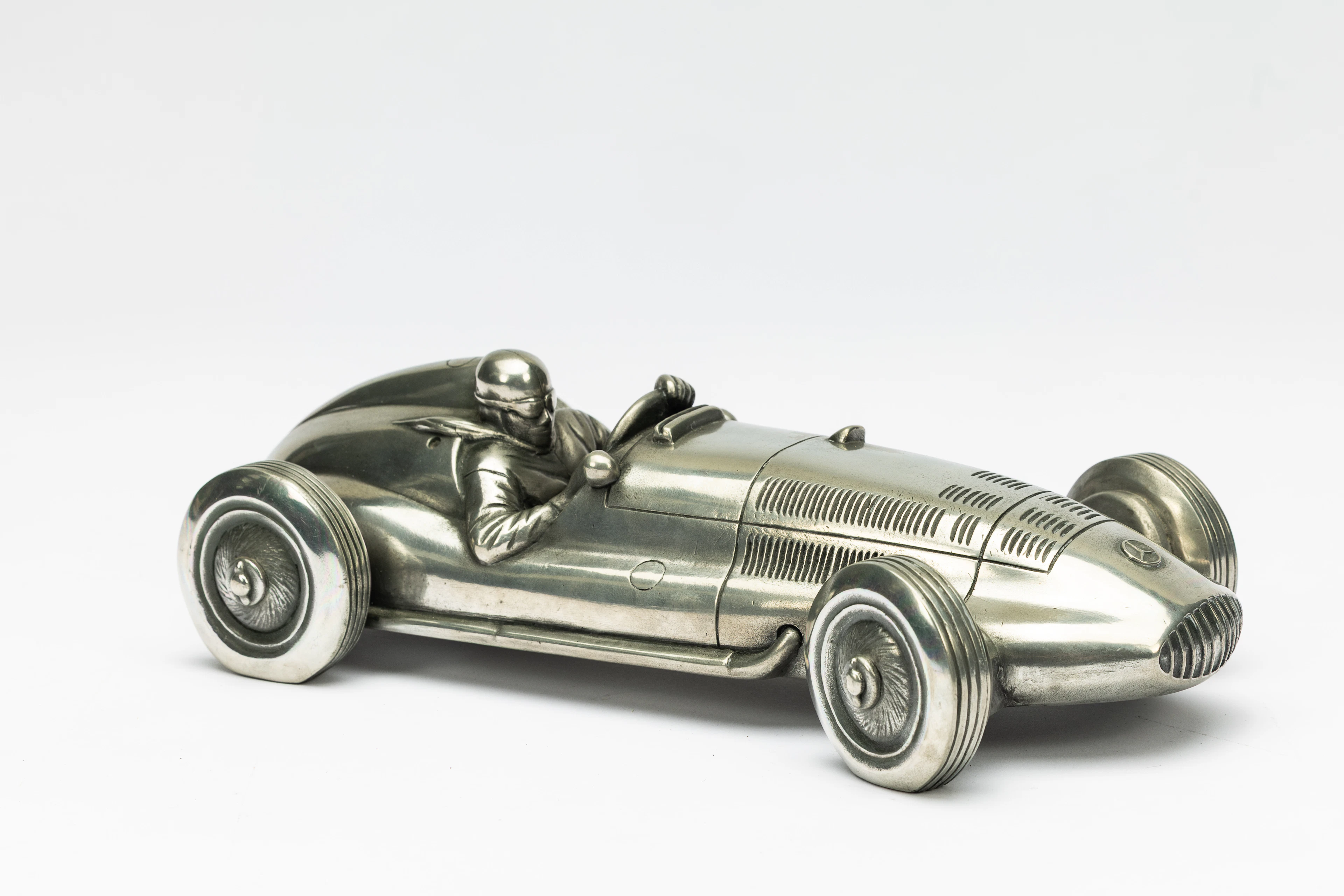Mercedes–Benz W165 – Silver Arrow No reserve
