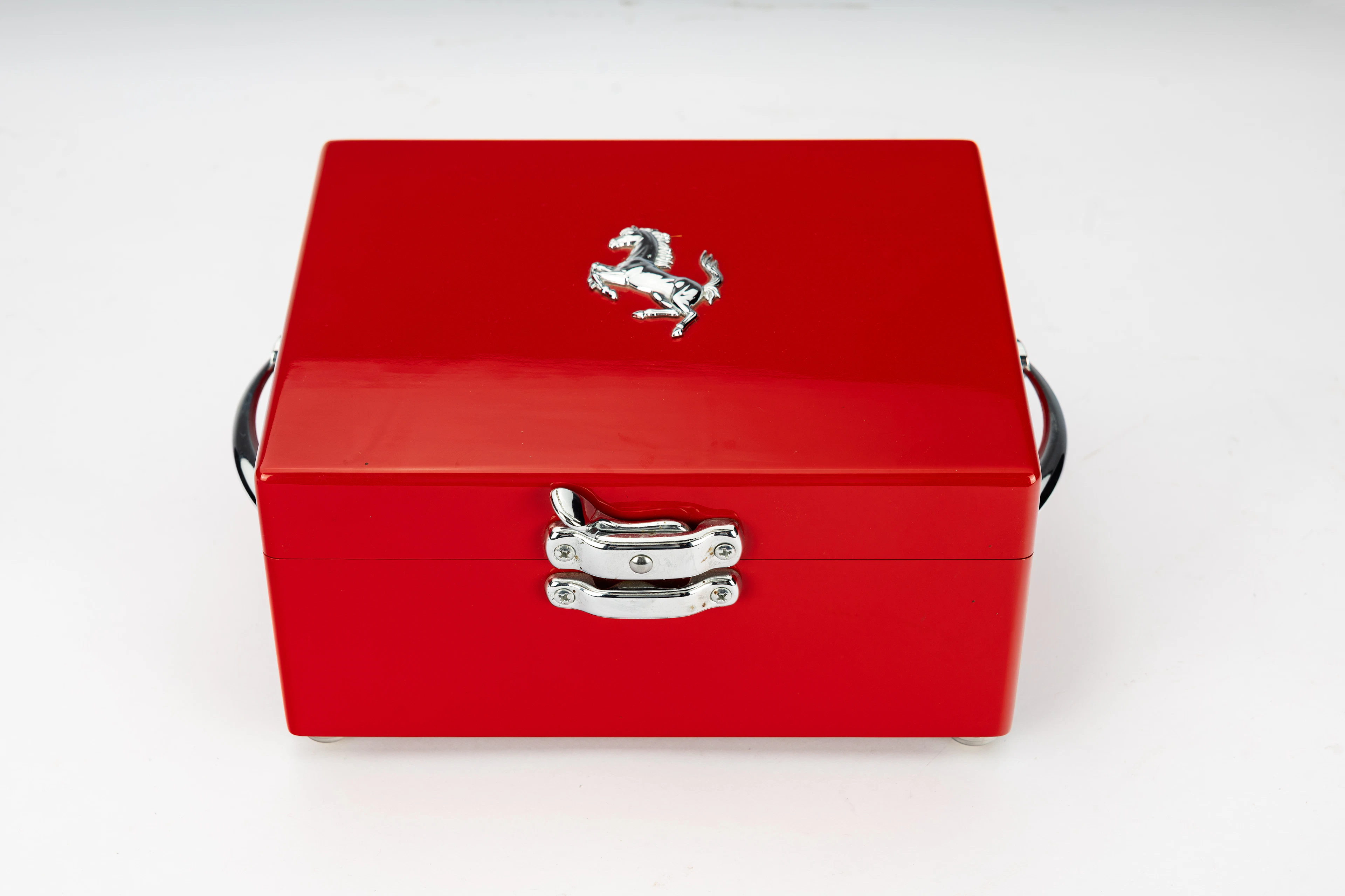 Ferrari – Cigar humidor