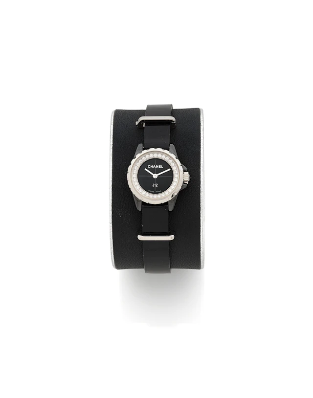 CHANEL J12 XS