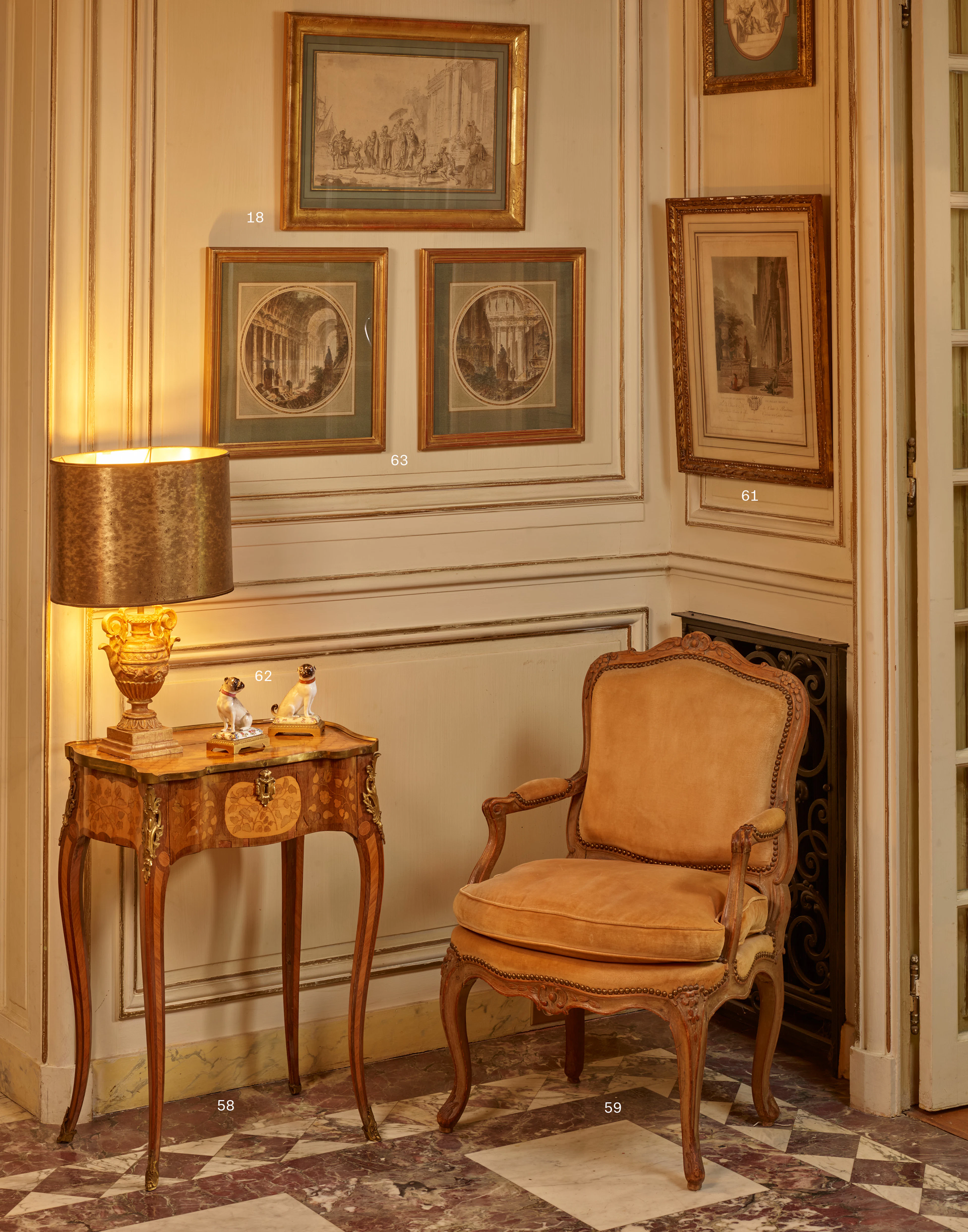TABLE DE SALON D'ÉPOQUE LOUIS XV