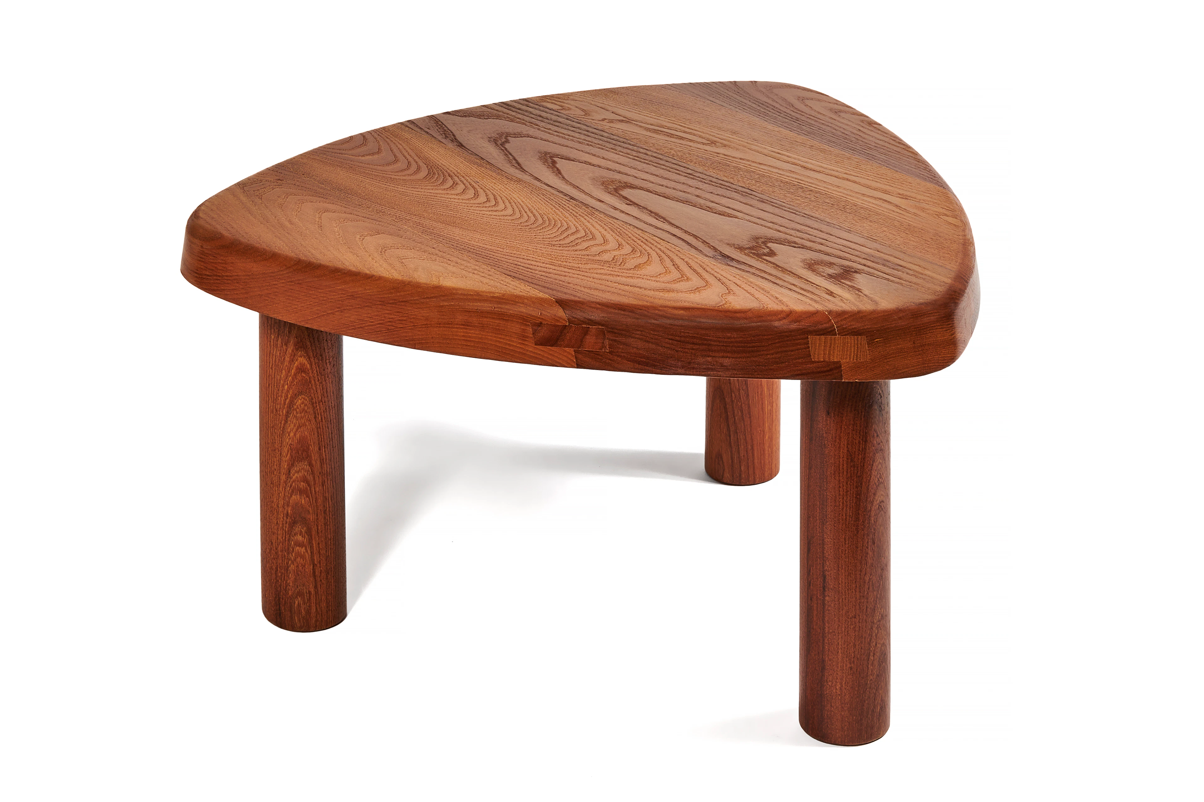 Pierre CHAPO 1927 - 1987 Table basse triangulaire mod. T23 - circa 1960
