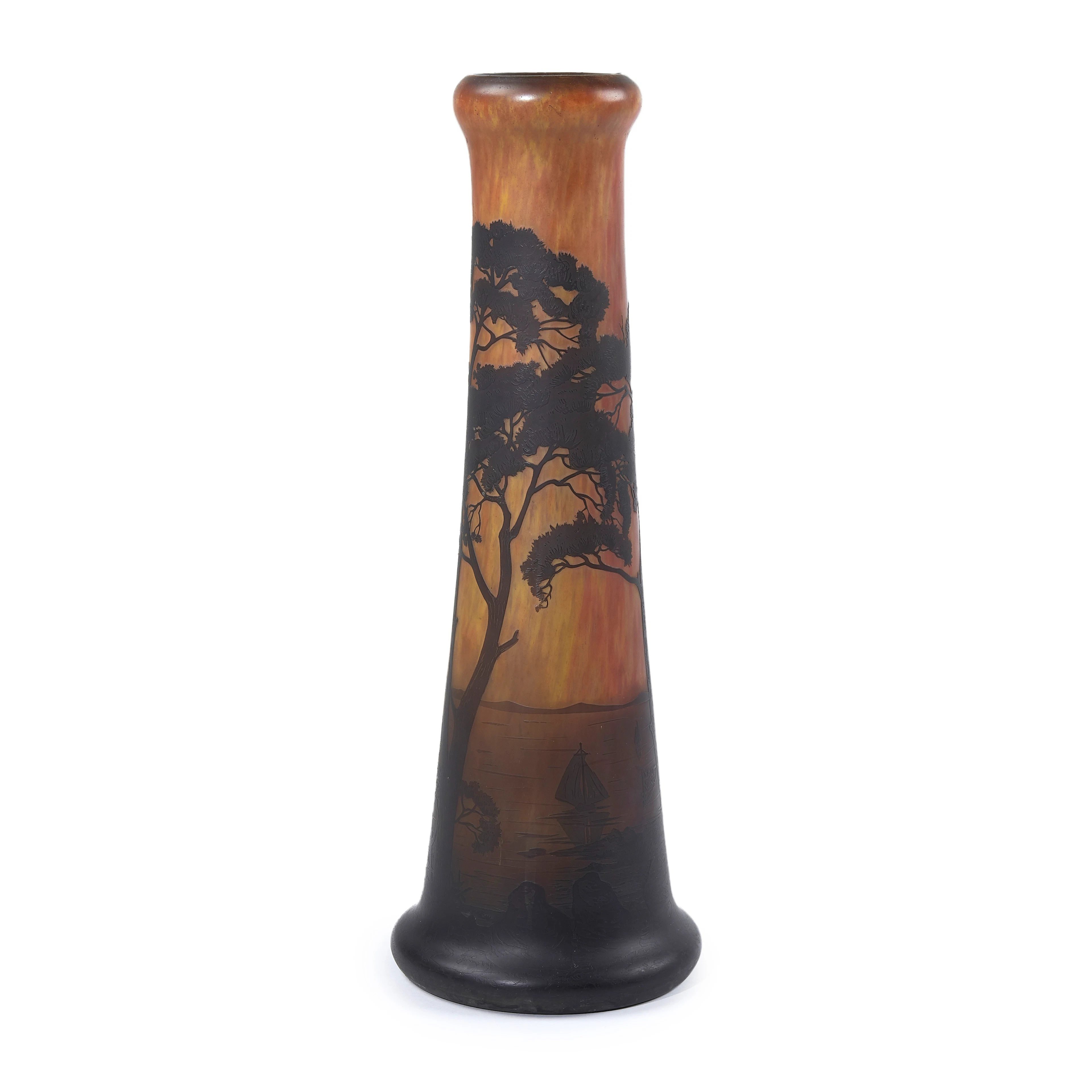 DAUM Nancy Vase de forme dite pied d'éléphant