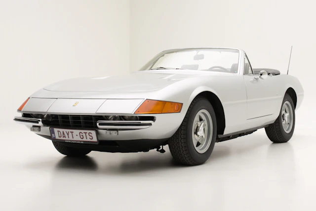 1972 Ferrari 365 GTS/4 Daytona Spider with hardtop