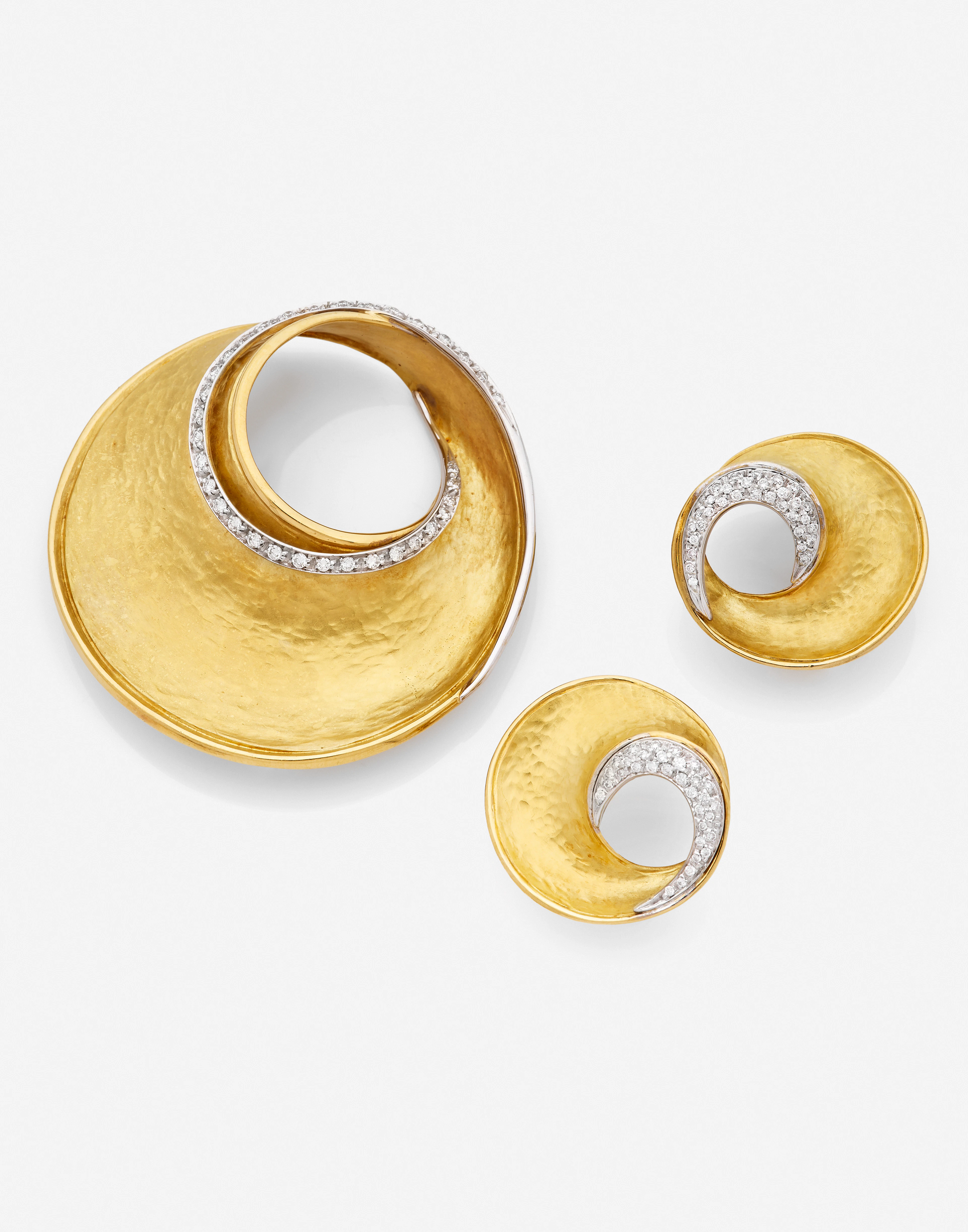 Demi-parure