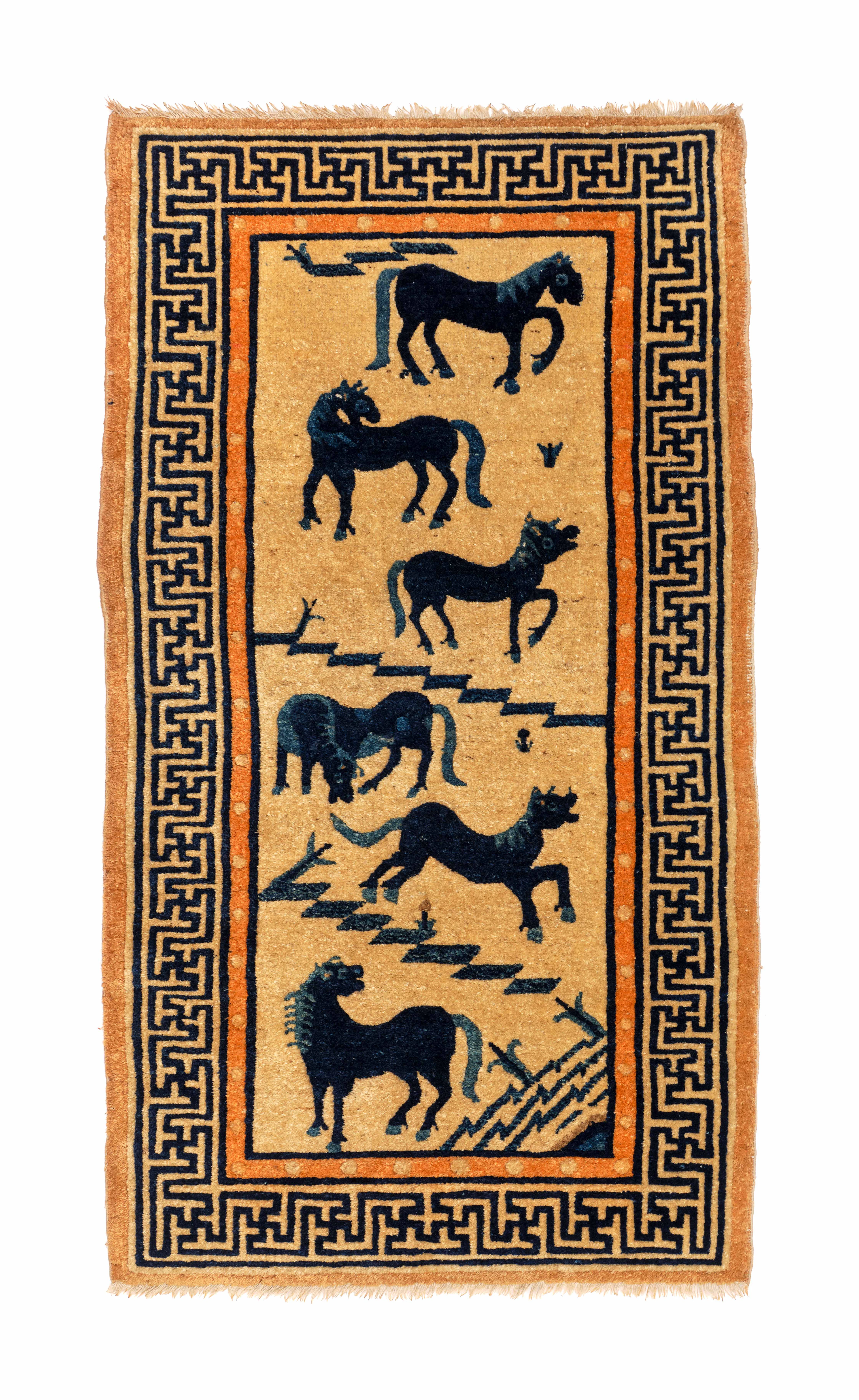 - TAPIS DE LETTRÉ CHINOIS, PAO TAO (BAOTOU) OU PÉKIN, Chine, dynastie