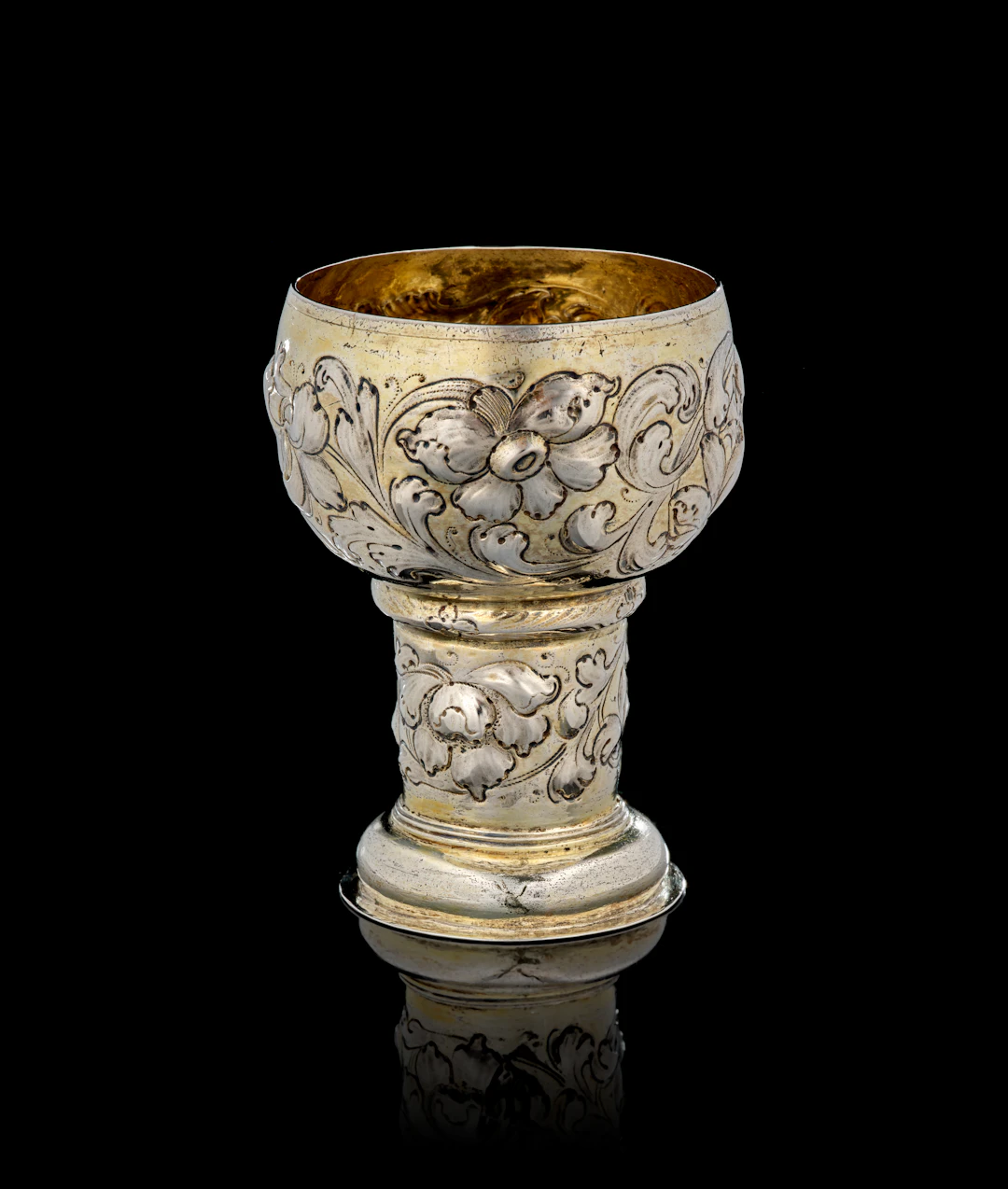 Timbale Römer en argent et vermeil (Römer mit floralem dekor)