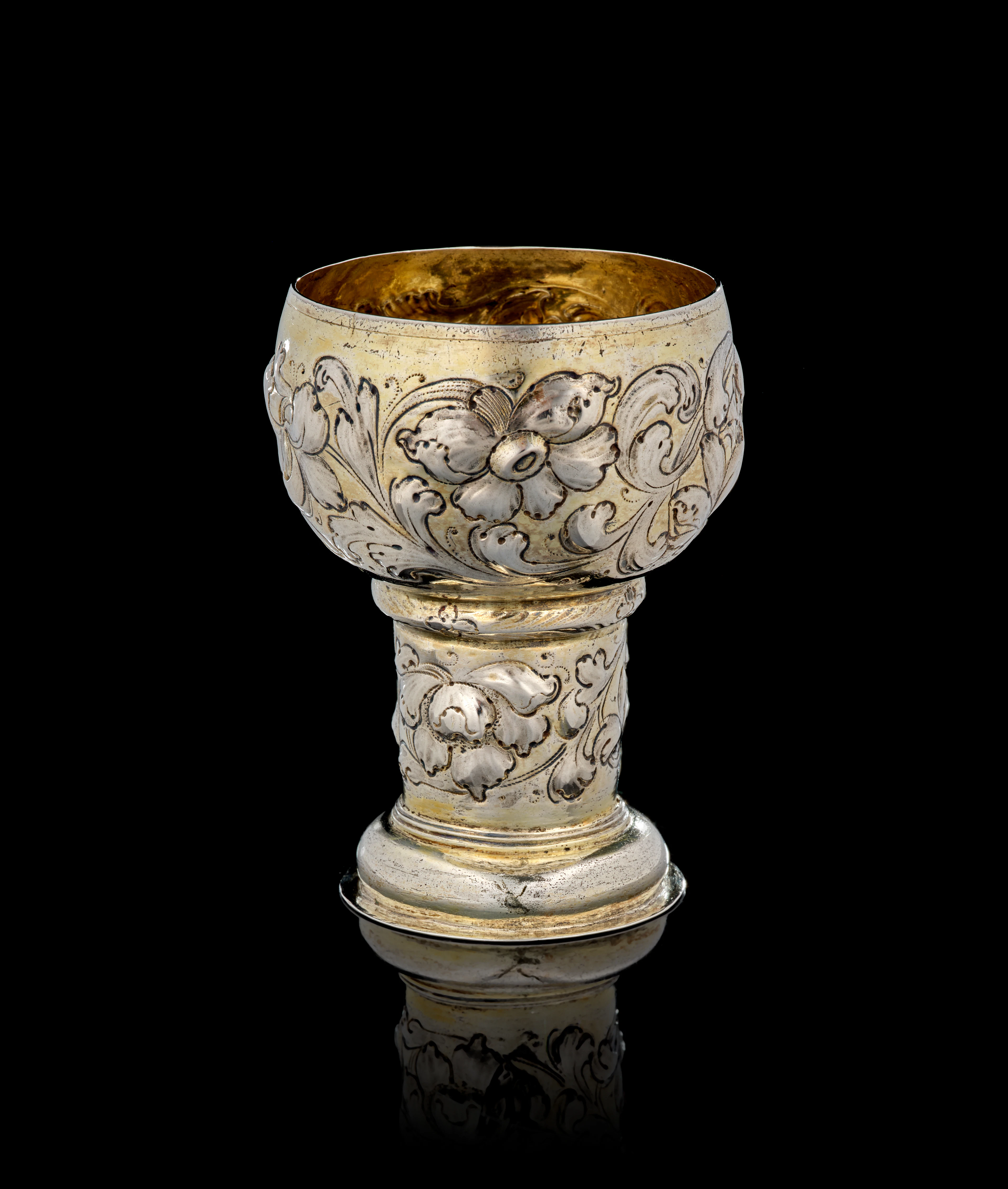 Timbale Römer en argent et vermeil (Römer mit floralem dekor)