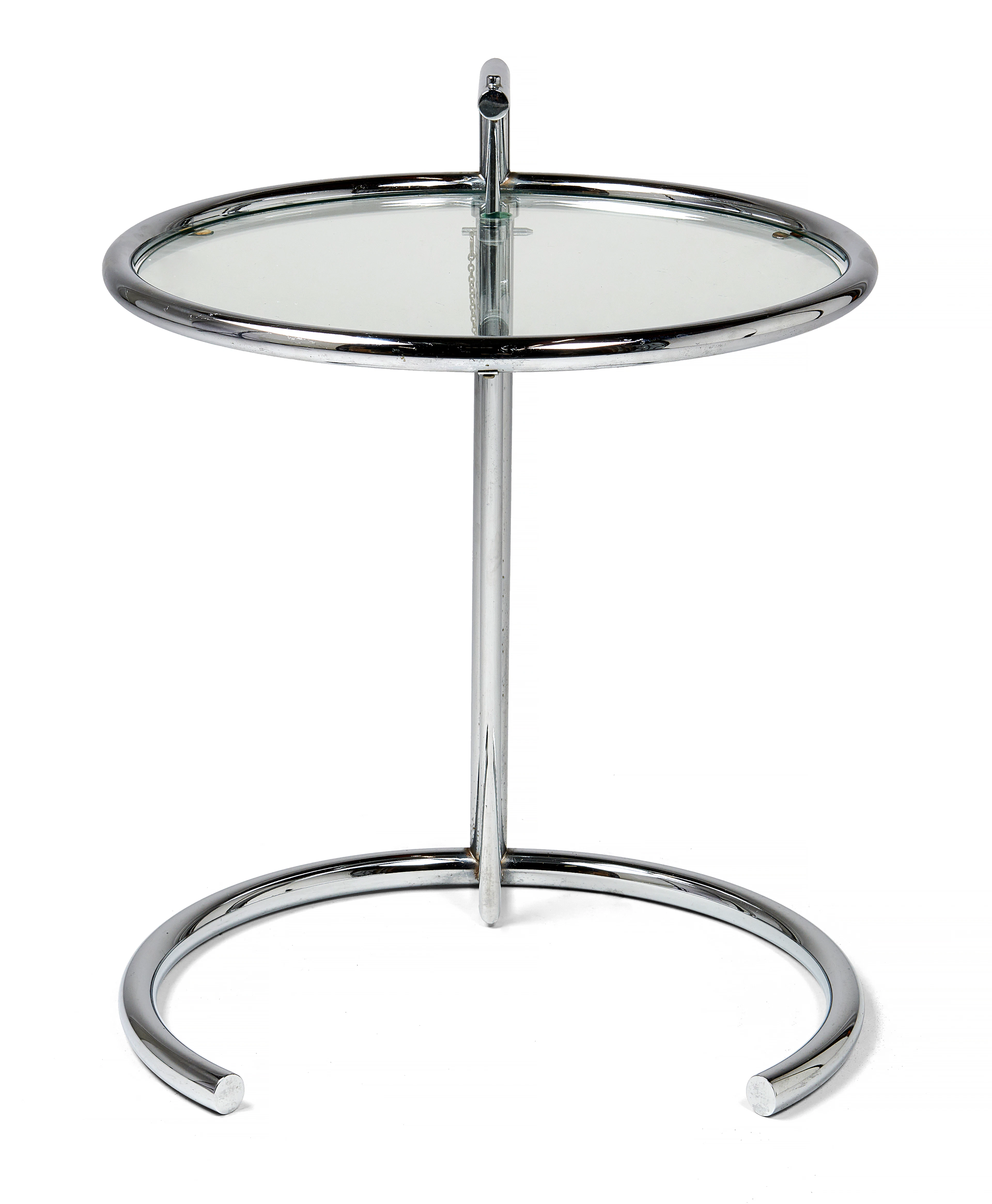 - Table d’appoint mod. E-1027 - modèle créé en 1927