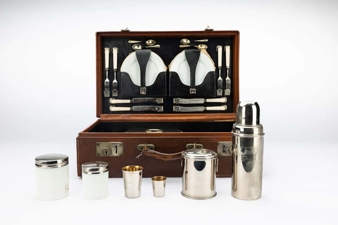 Picnic set for four people No reserve