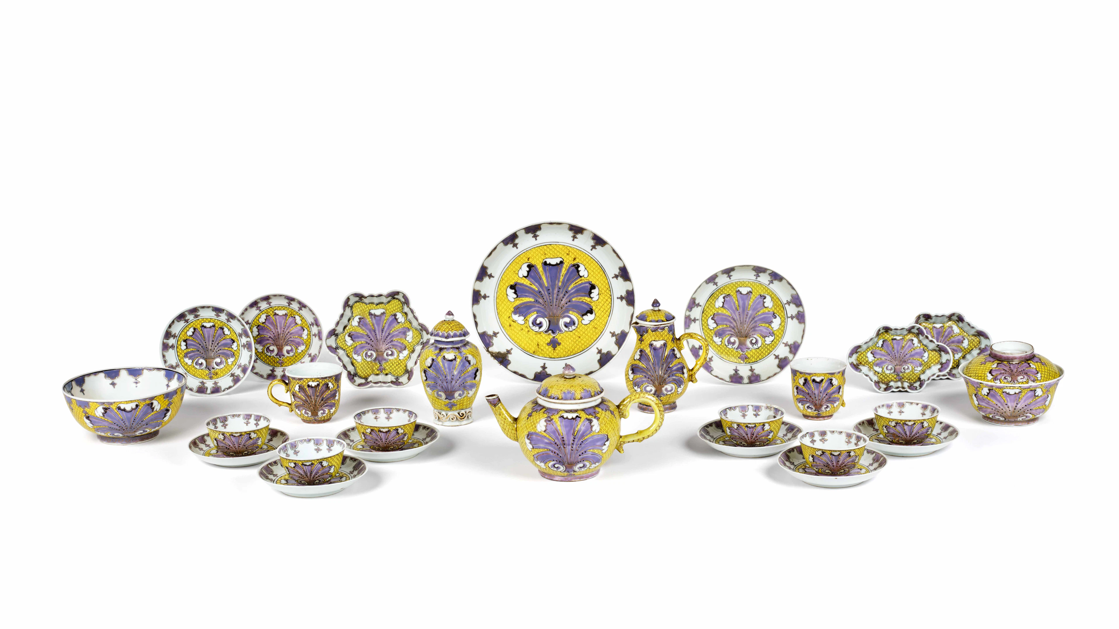 IMPORTANTE PARTIE DE SERVICE EN PORCELAINE « PRONK PLUME », Chine
