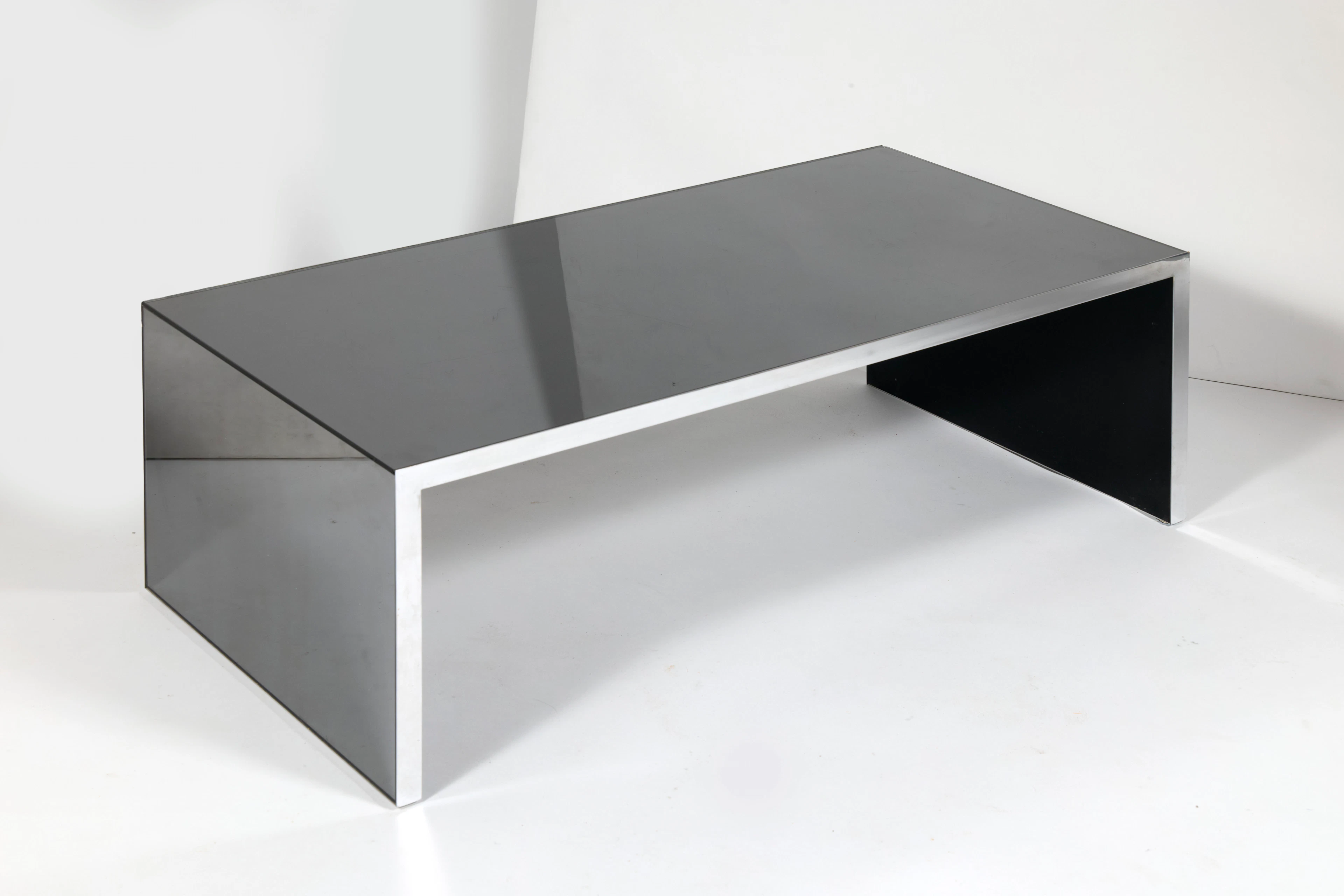 Table basse « Four Corners » - circa 1970