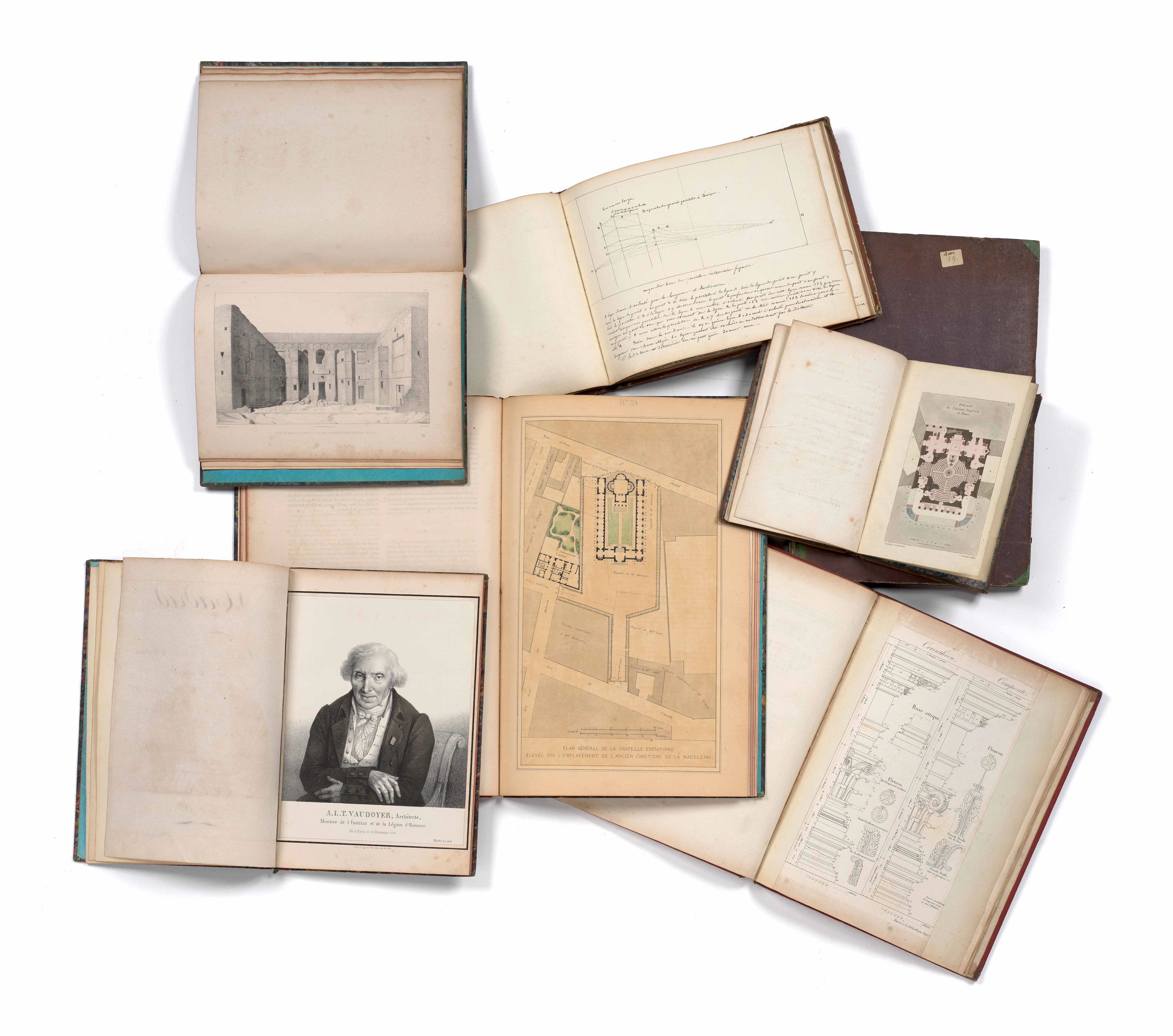 Ensemble de sept ouvrages imprimés et manuscrits relatifs à l'architecture