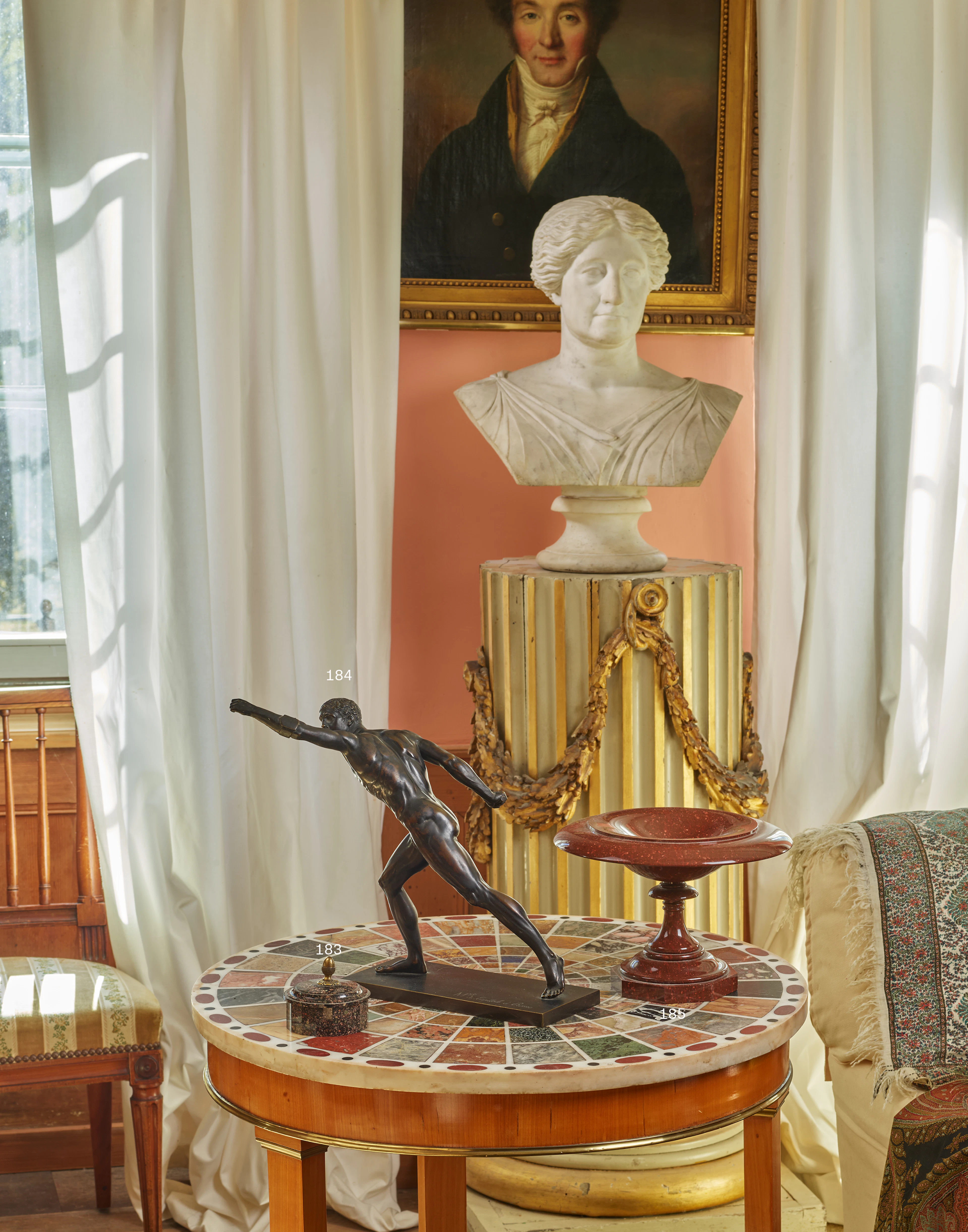 BOÎTE À BEURRE SUÉDOISE DU DÉBUT DU XIXe SIÈCLE