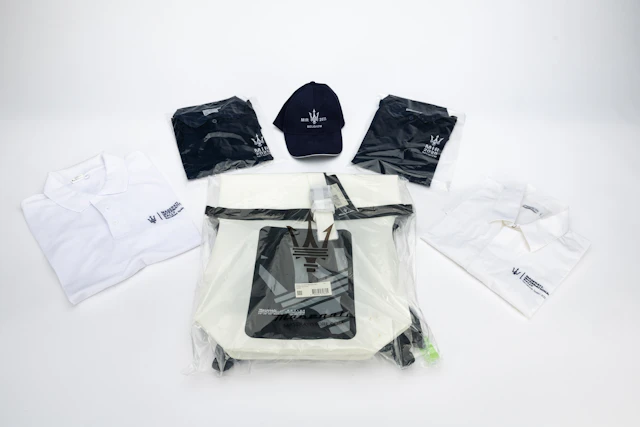 Maserati – Apparel & bags No reserve