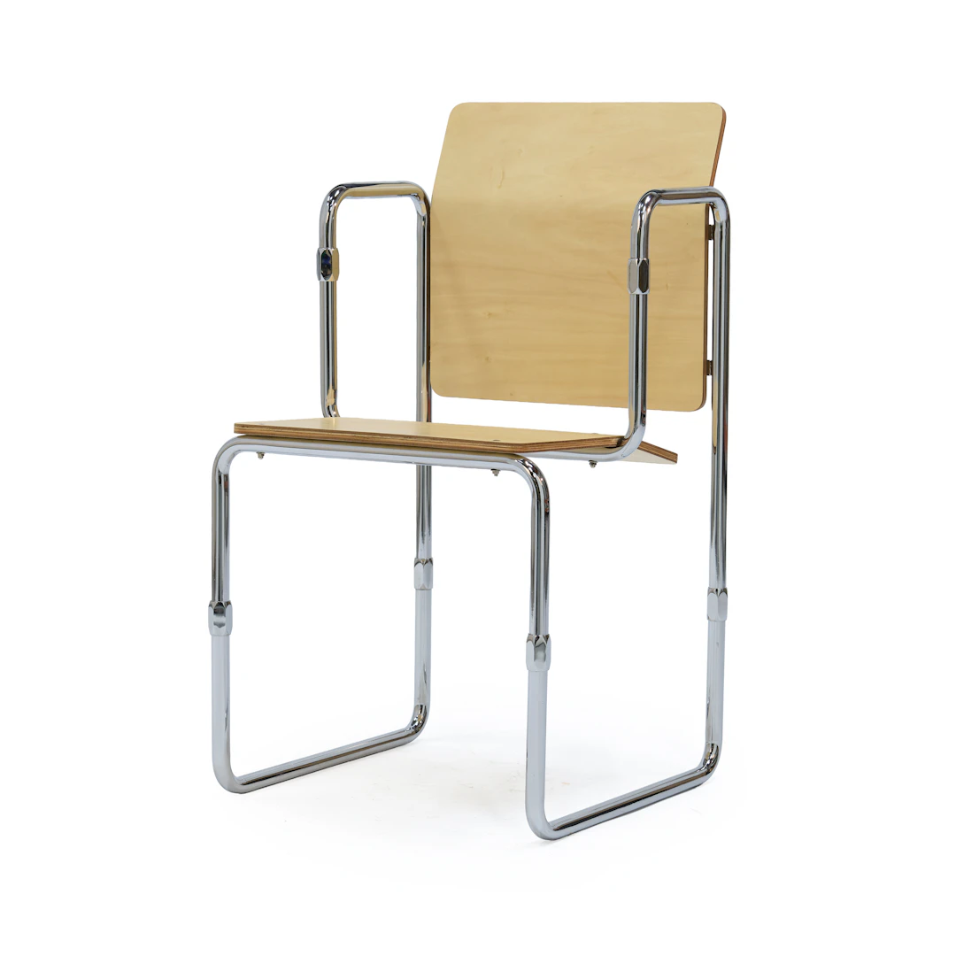 Chaise Opmi - modèle créé en 1932, la nôtre de 2013