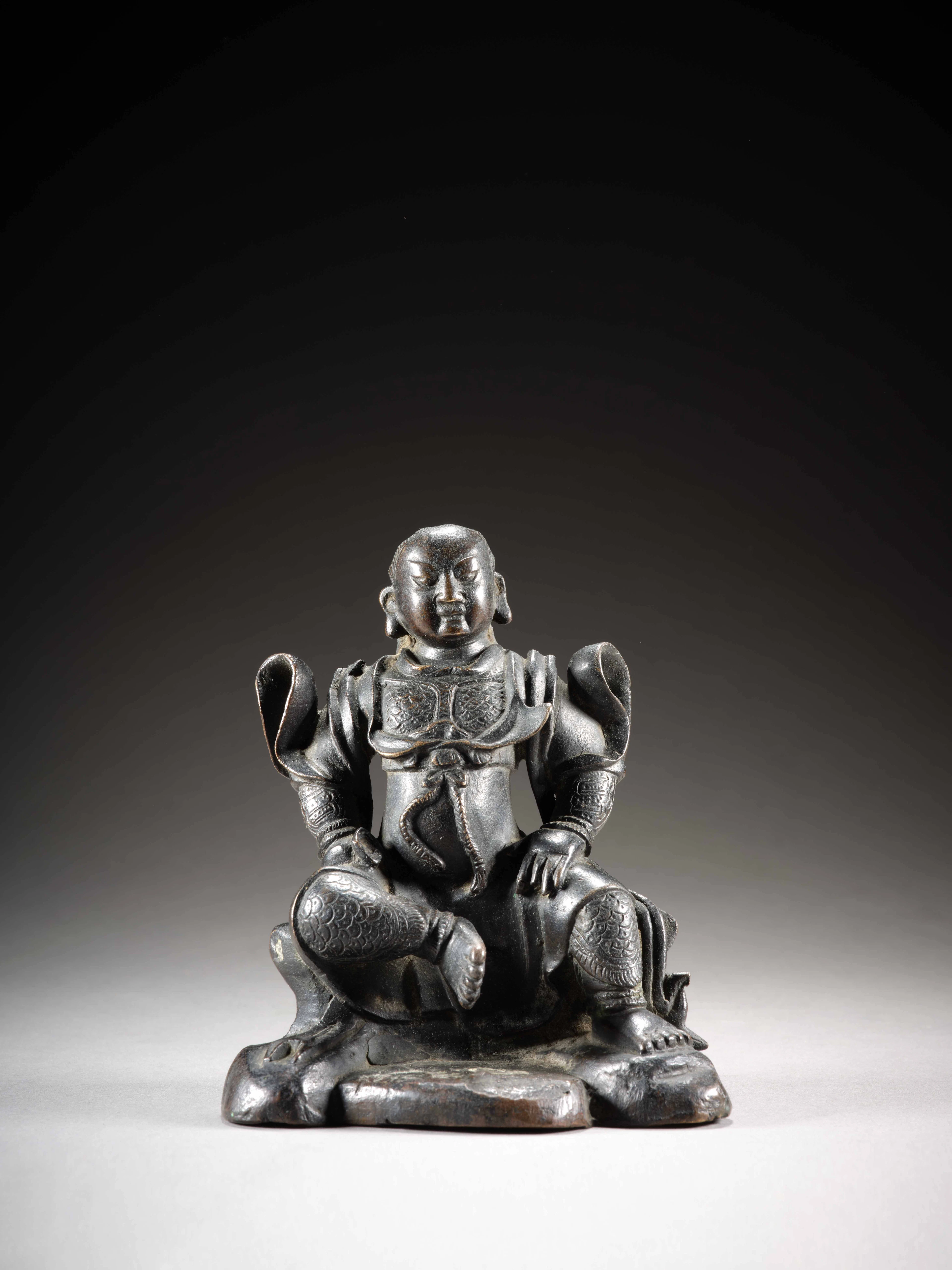 STATUETTE DE ZHENWU EN BRONZE, Chine, XVIIe siècle