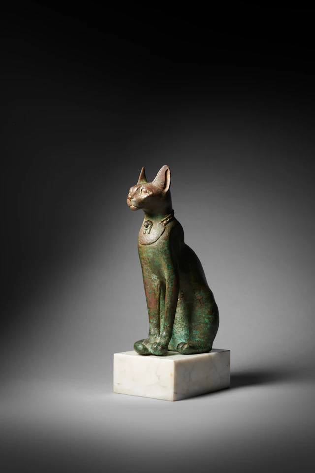 An Egyptian bronze cat