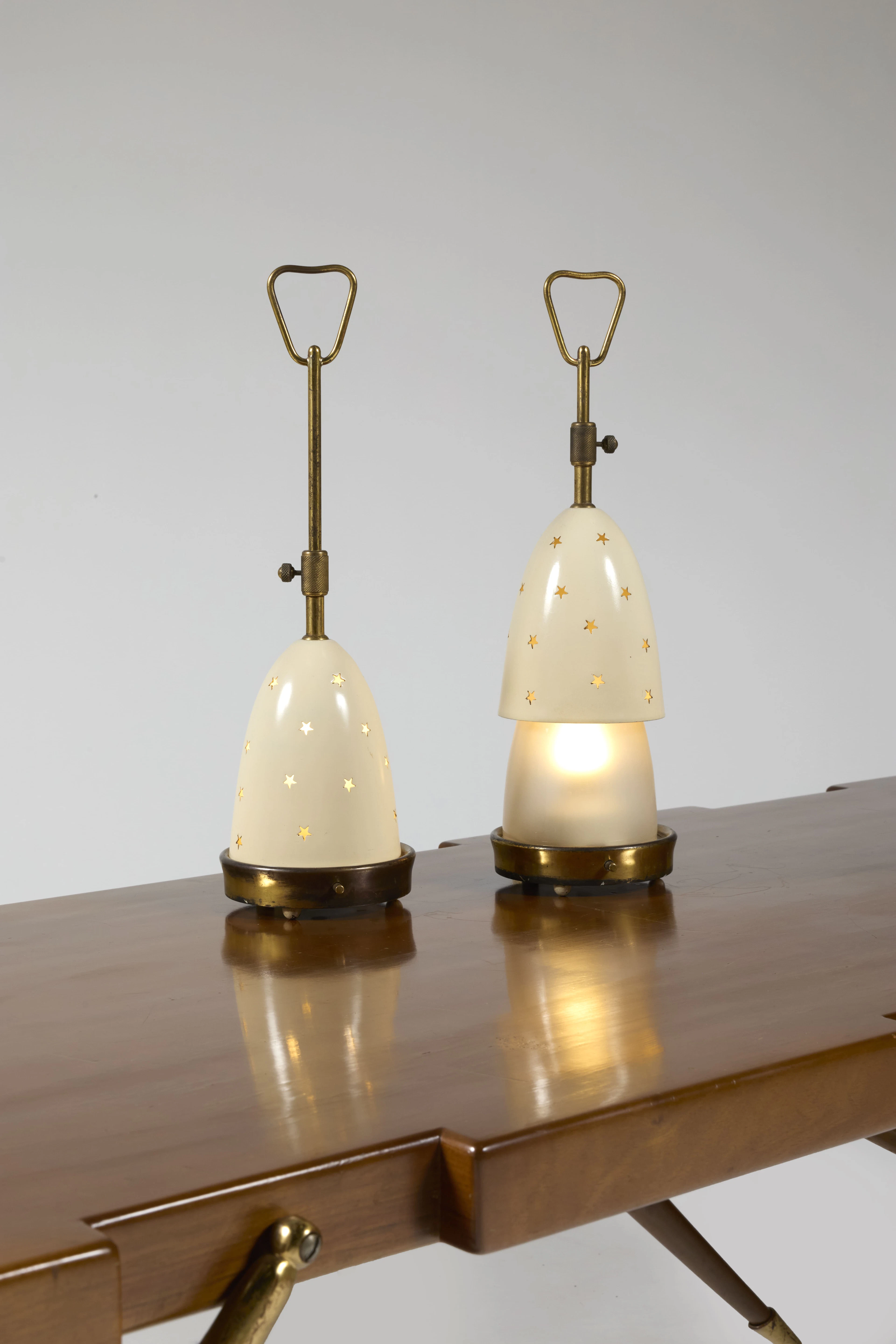 Angelo LELII 1911-1979 Paire de lampes de table mod. 12291 dites «