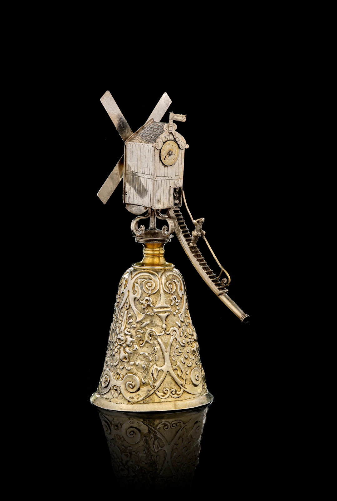 A Dutch parcel-gilt silver windmill cup, XVIIe century fort the windmill